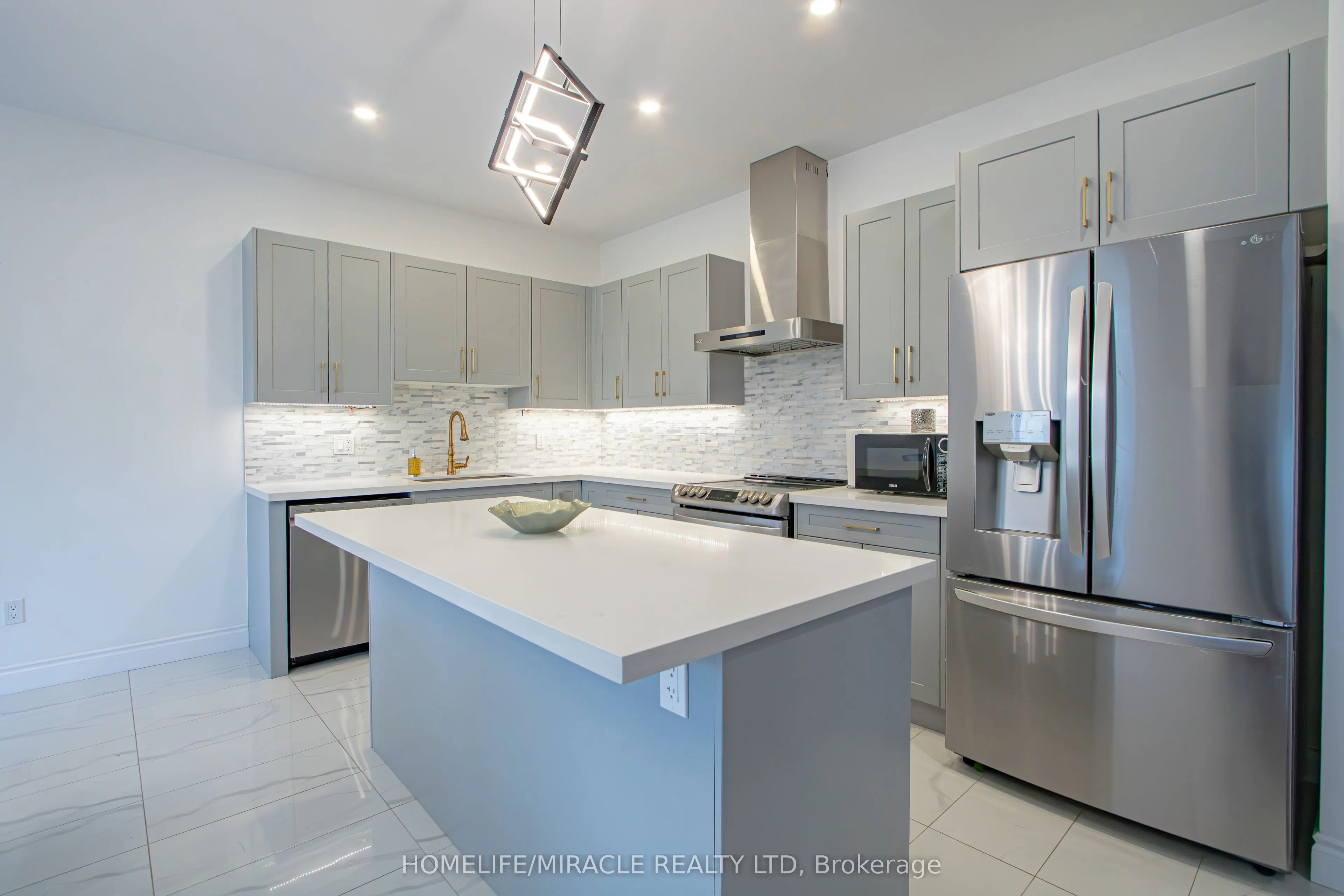 1464 Medway Park Drive