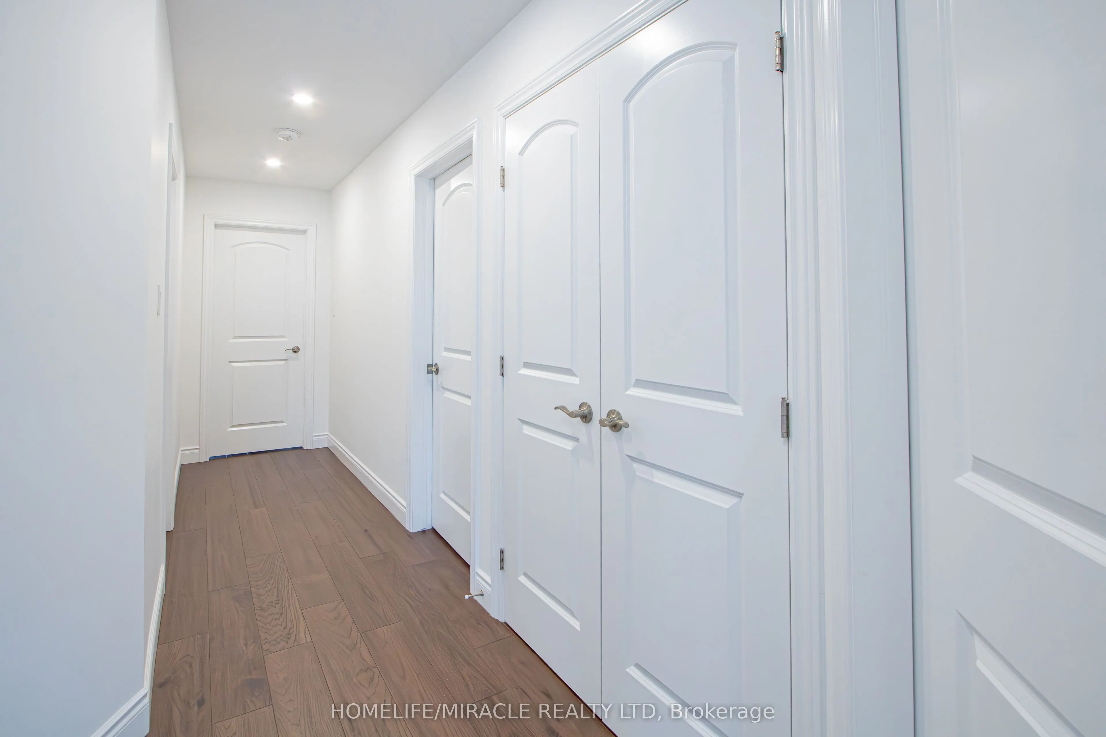 1464 Medway Park Drive