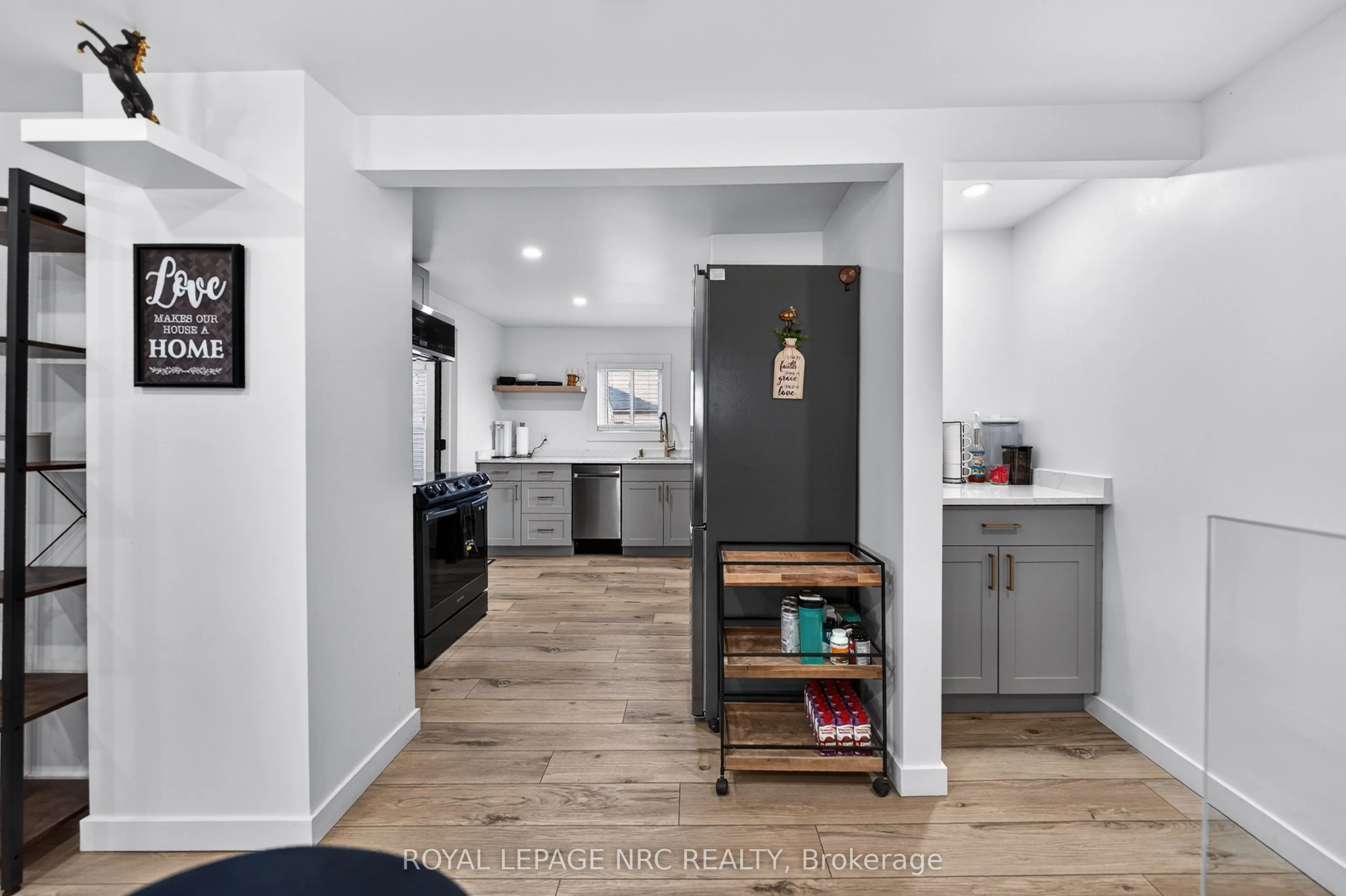 56 Decew Street