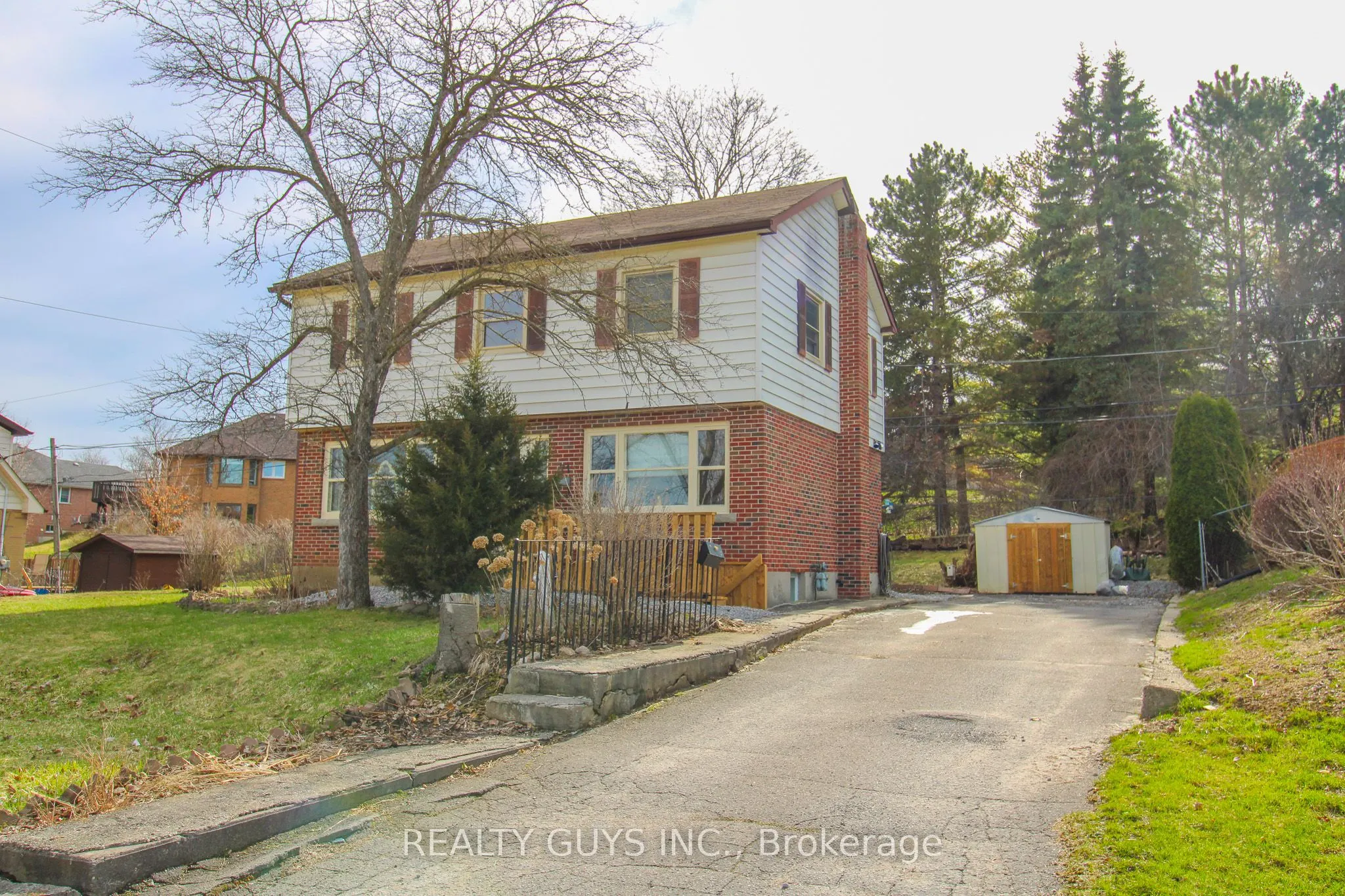 71 Greenhill Drive