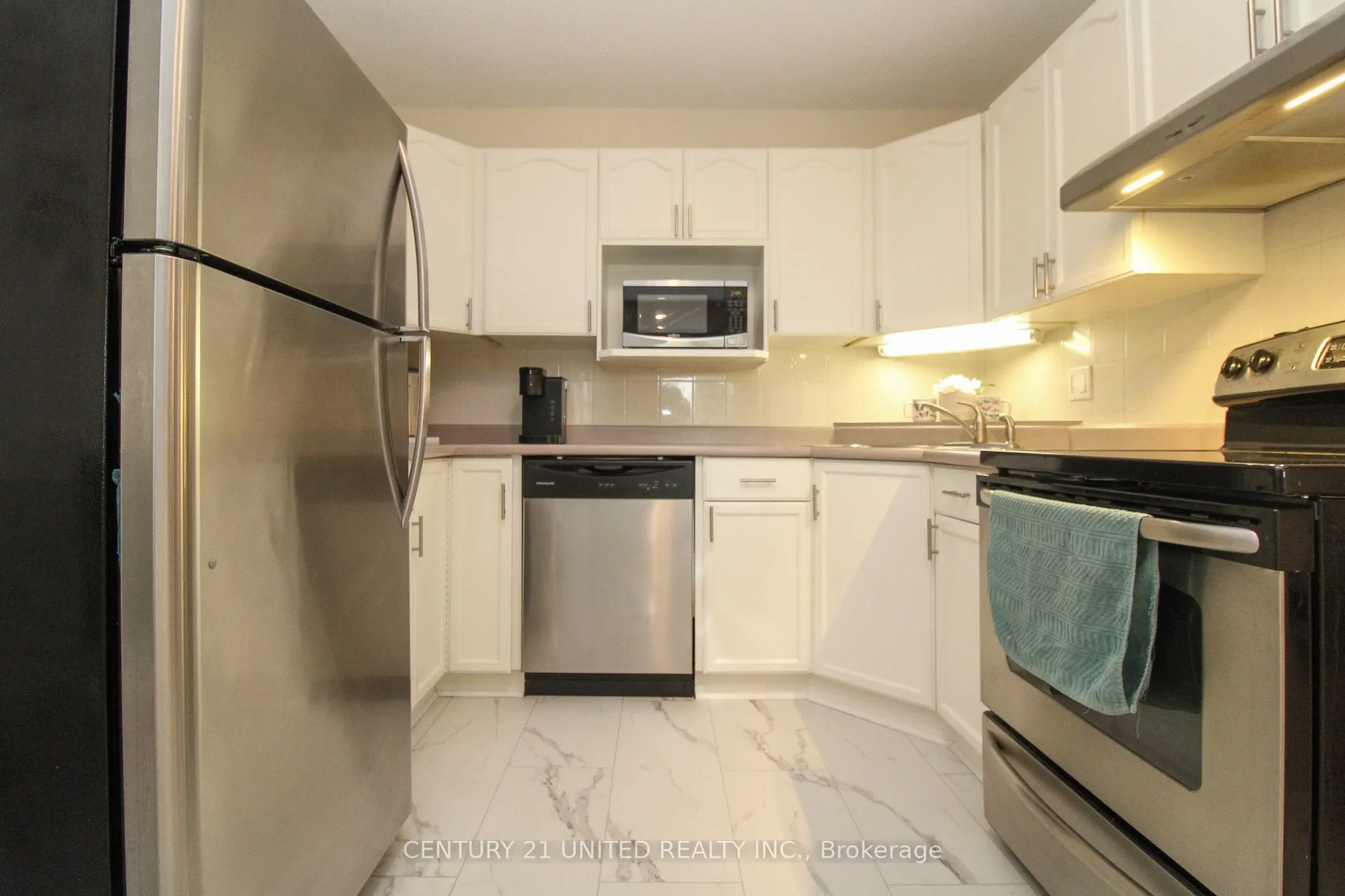 1110 Clonsilla Avenue #204