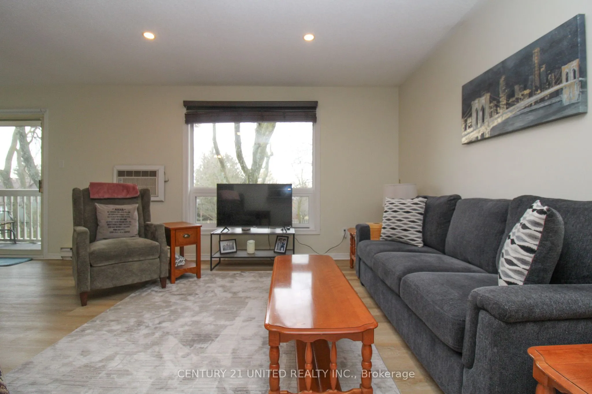 1110 Clonsilla Avenue #204