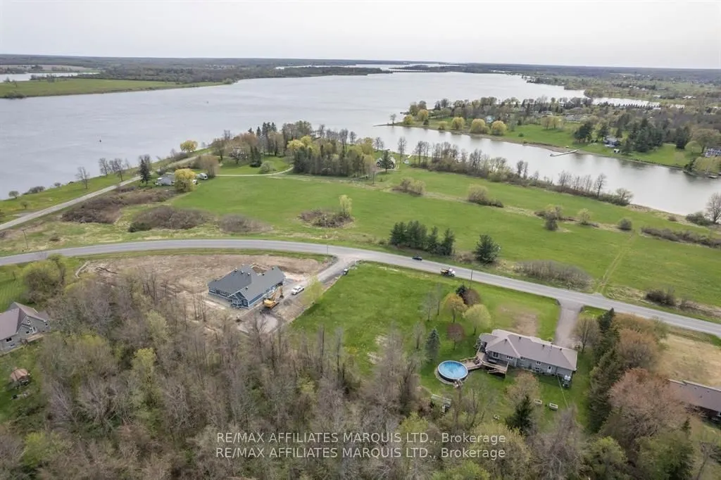 LOT Lakeshore Drive