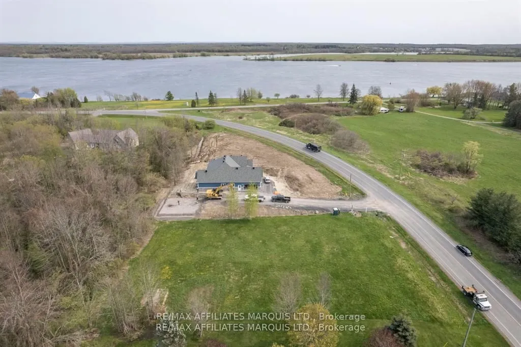 LOT Lakeshore Drive