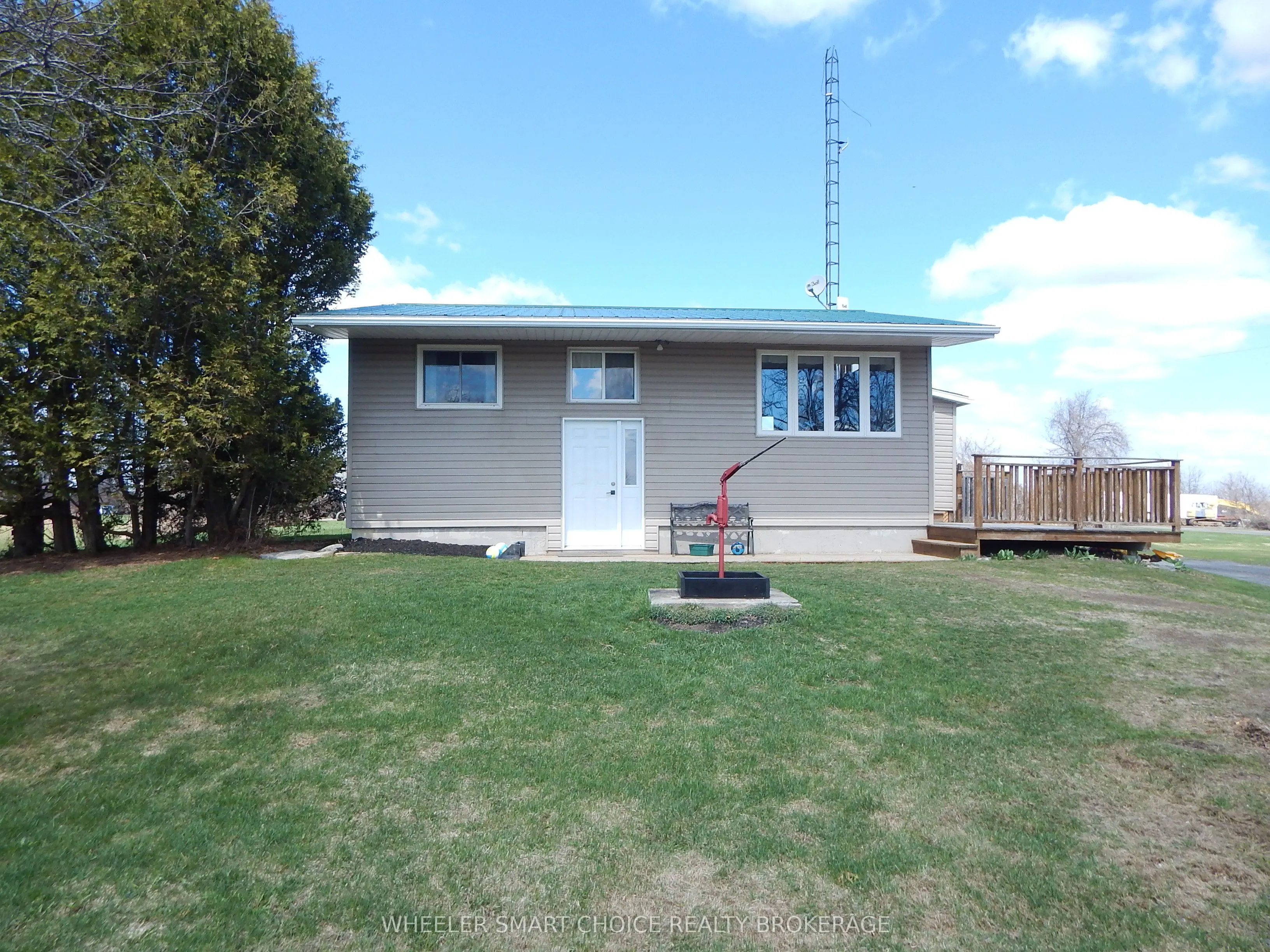 16935 Duff's Corners Road