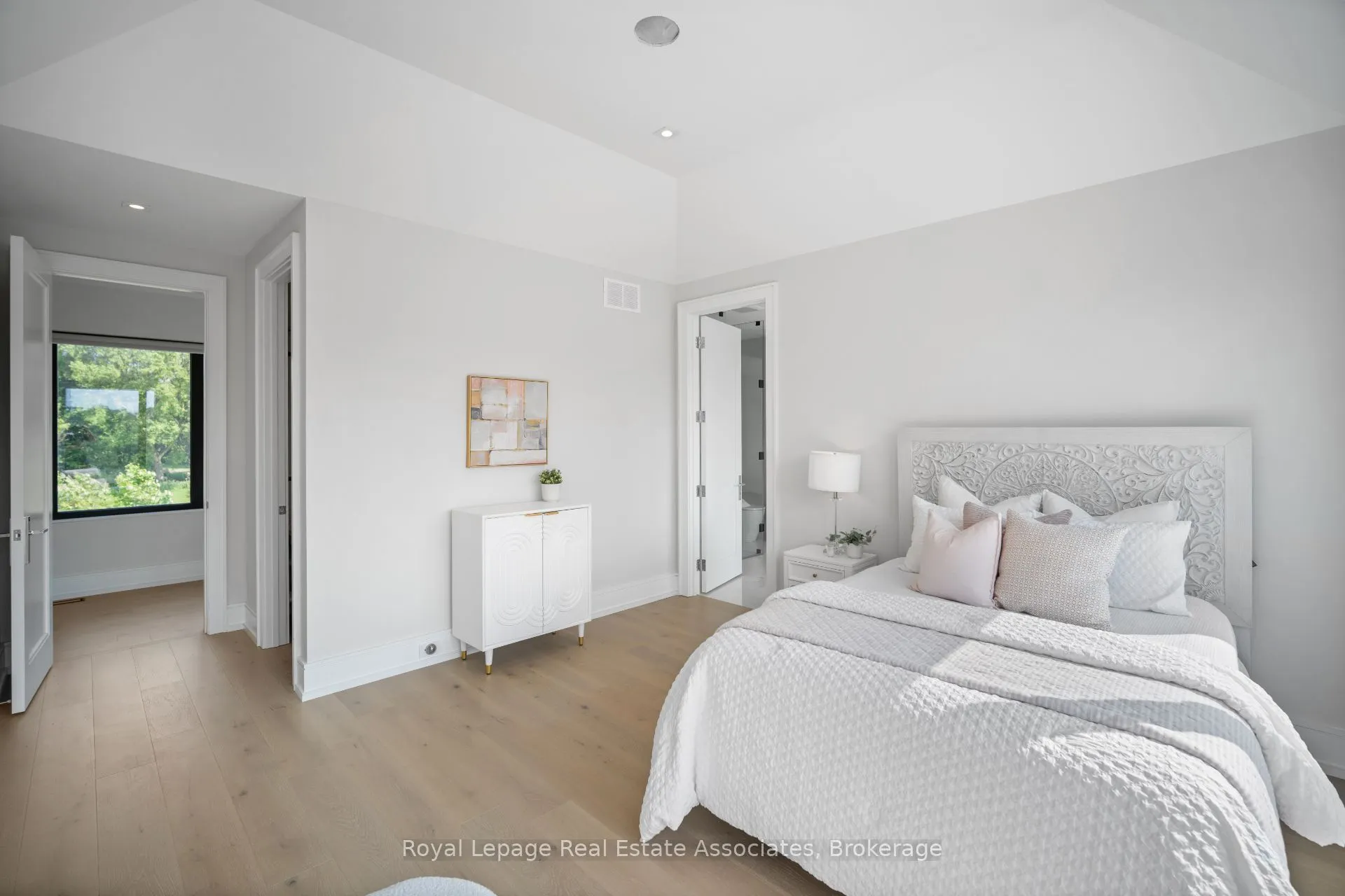 2 River Road