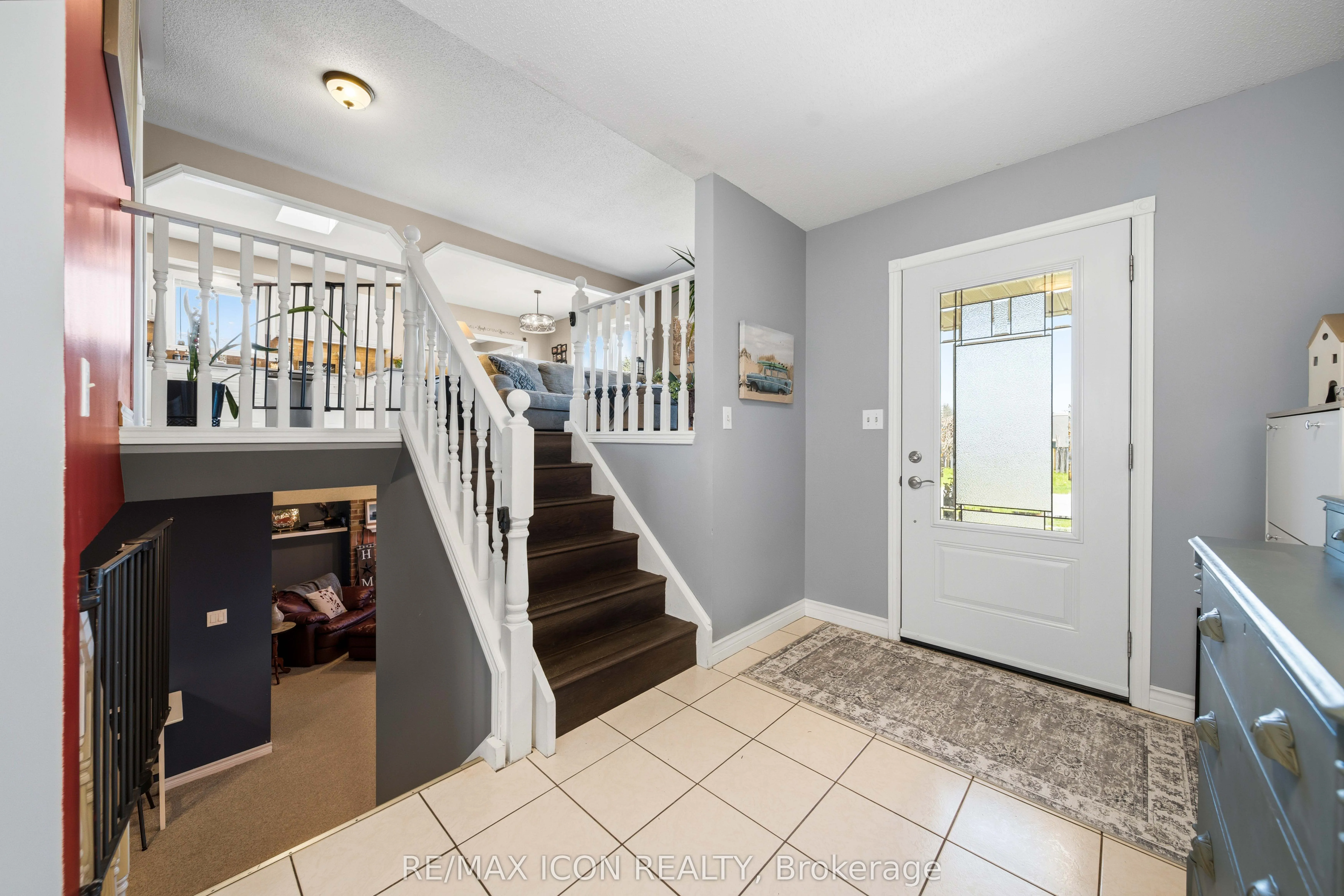 61 Carleton Court