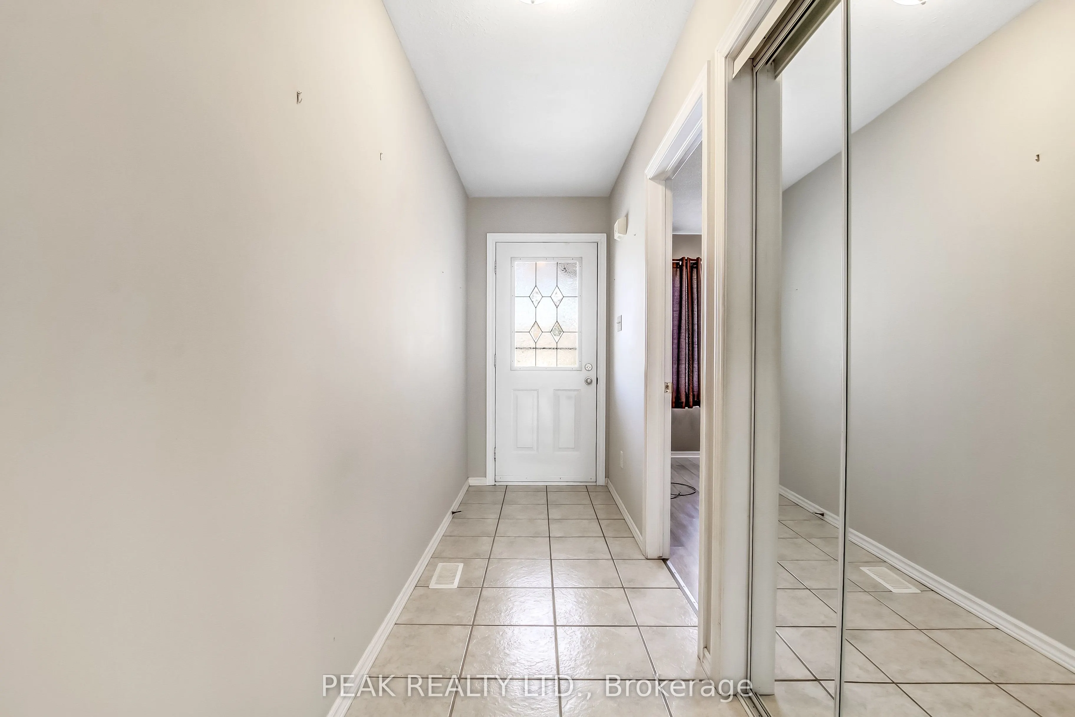 19 Hanlon Place #15