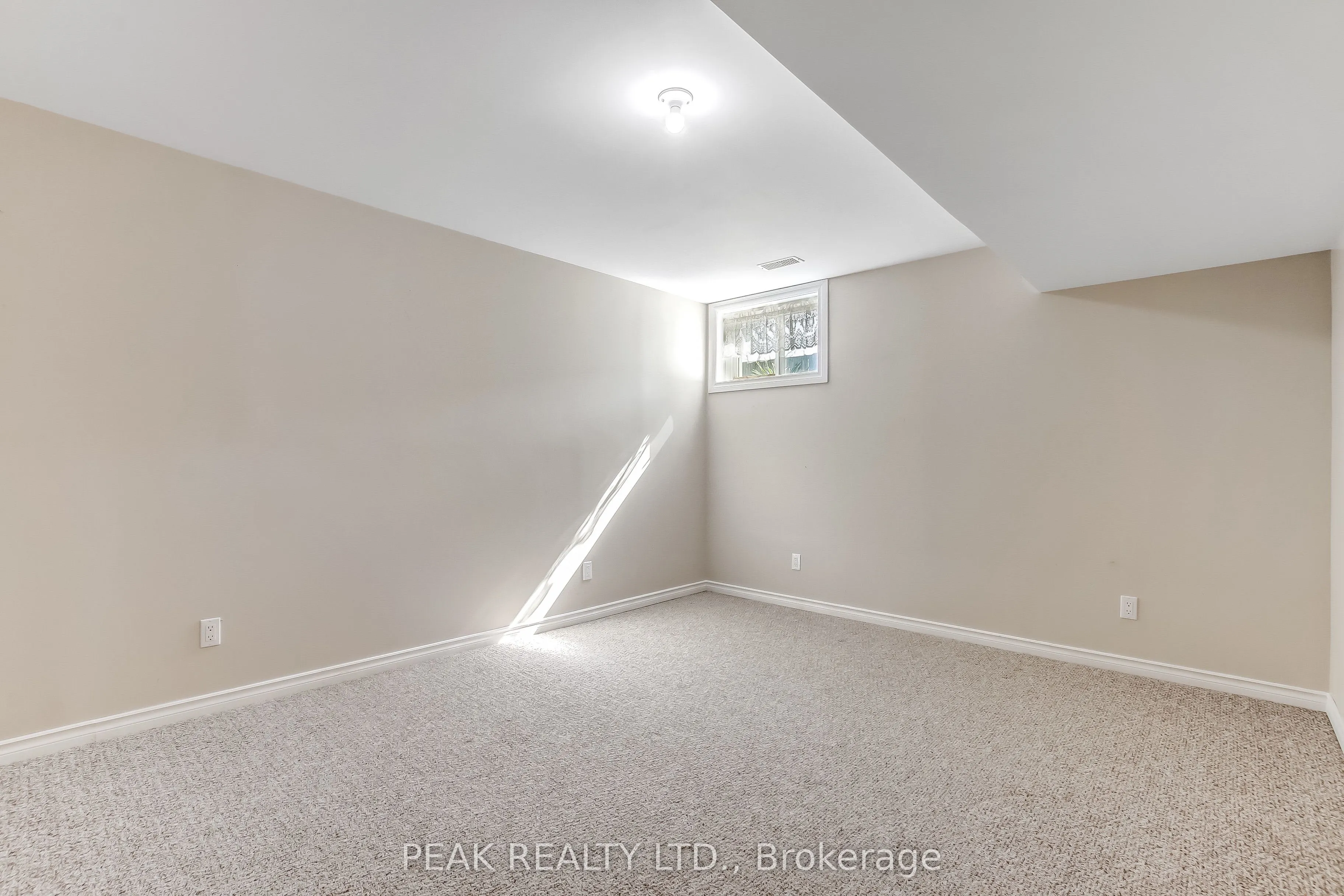 19 Hanlon Place #15