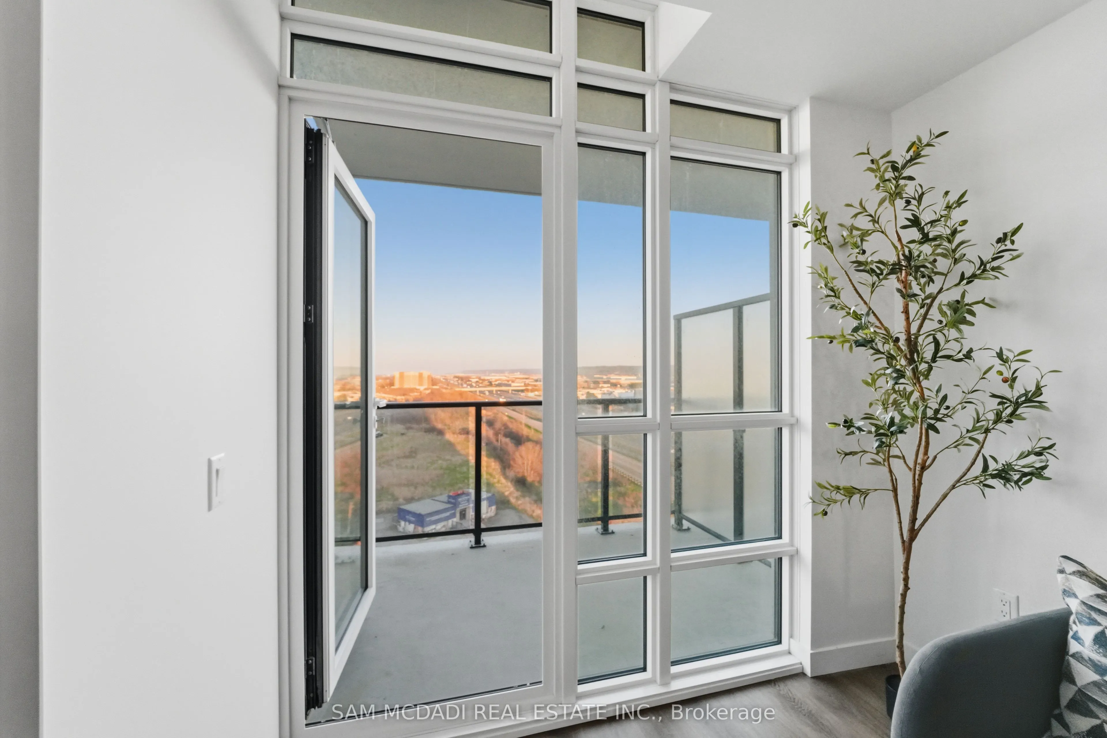 461 Green Road #1012