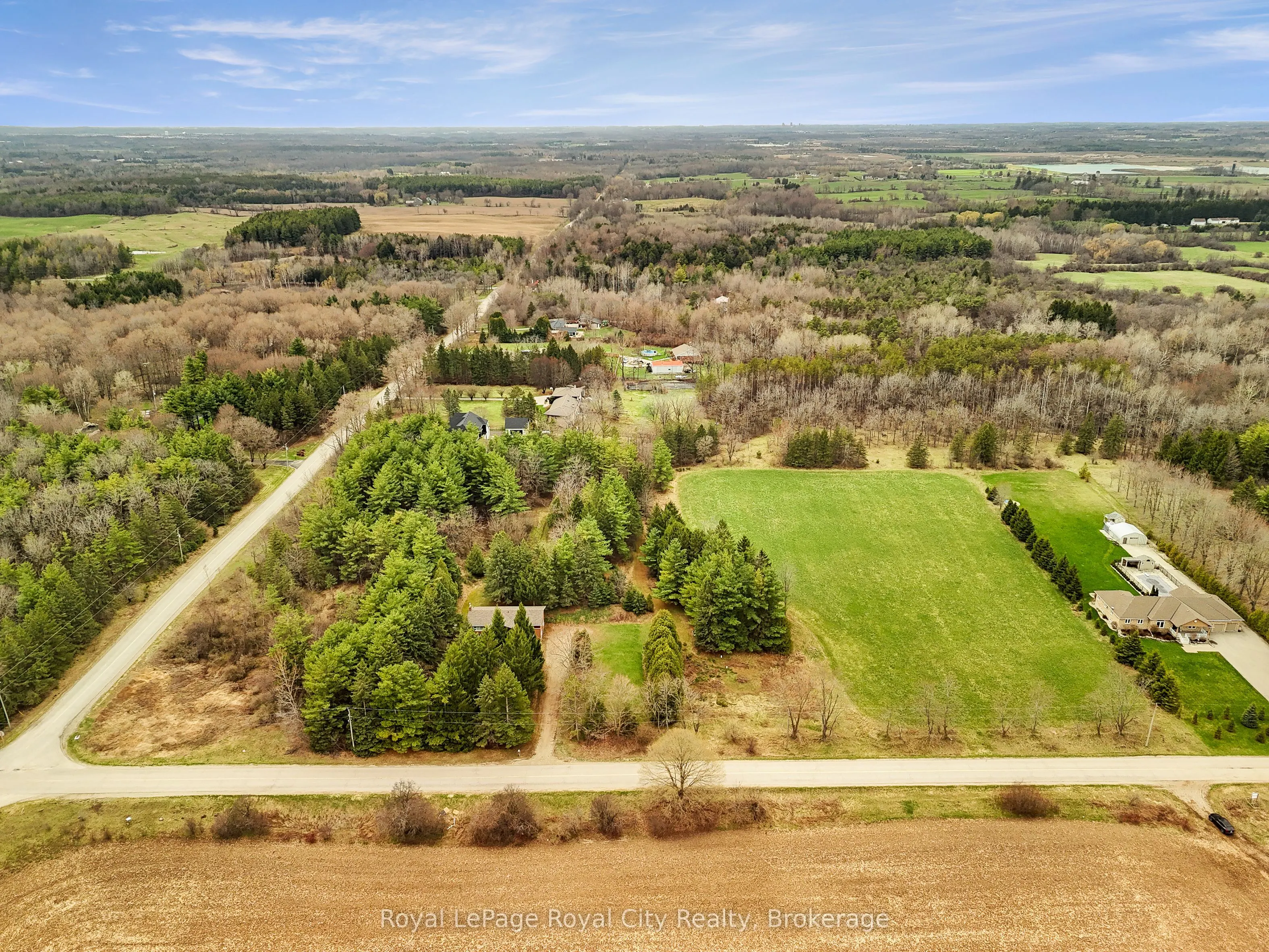 4620 20 Side Road N