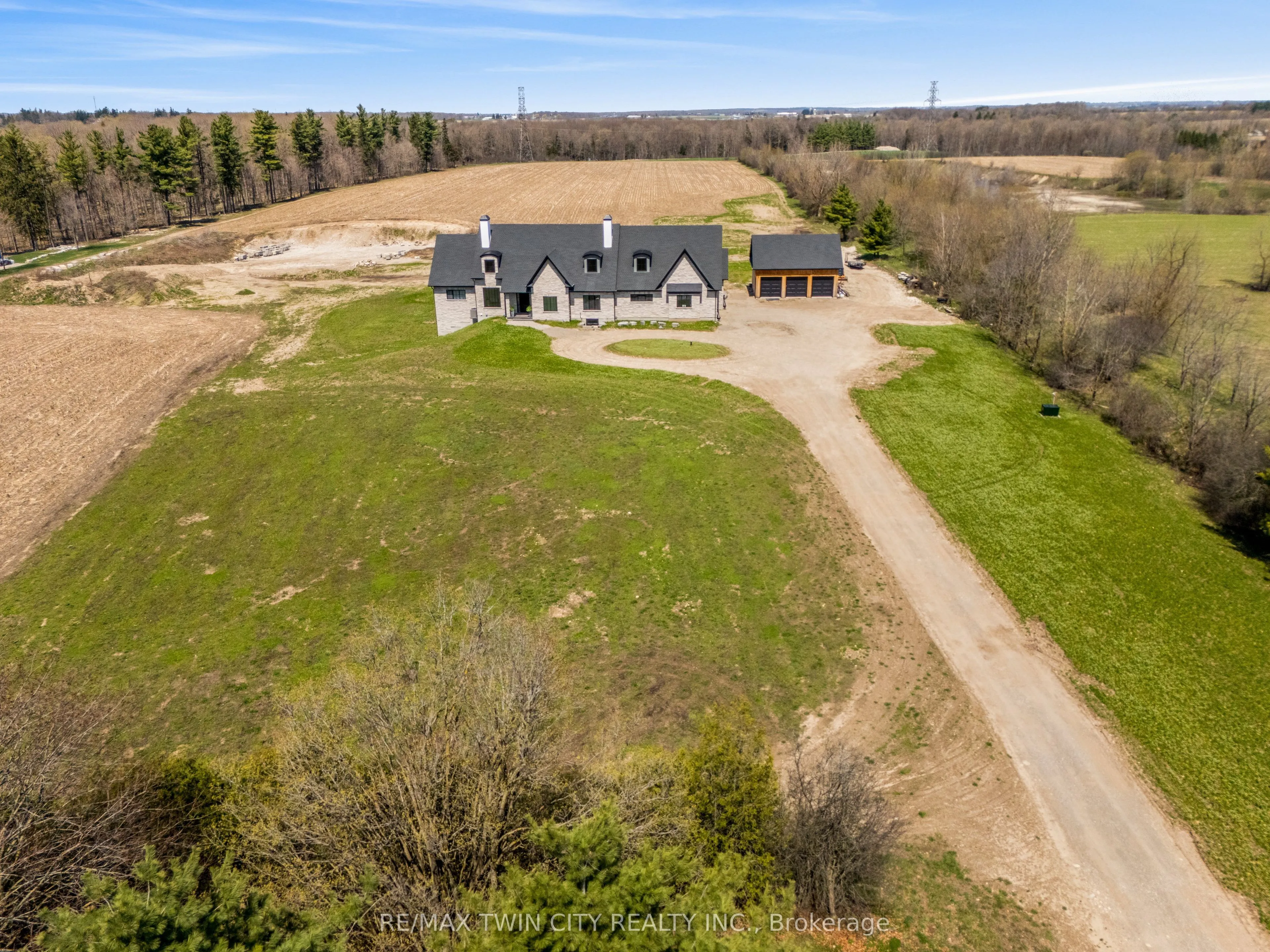 742 Country Squire Road