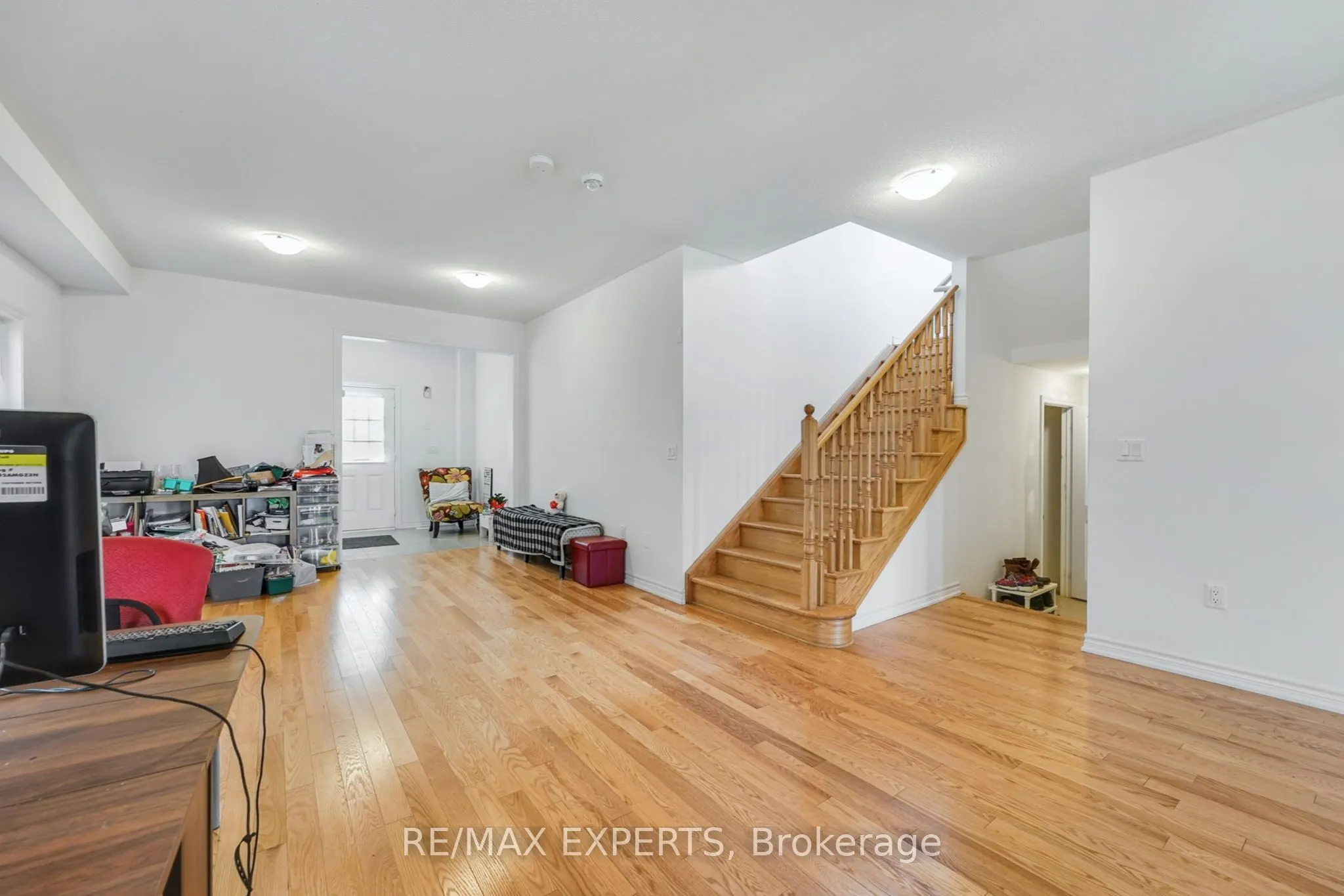 360 Russell Street