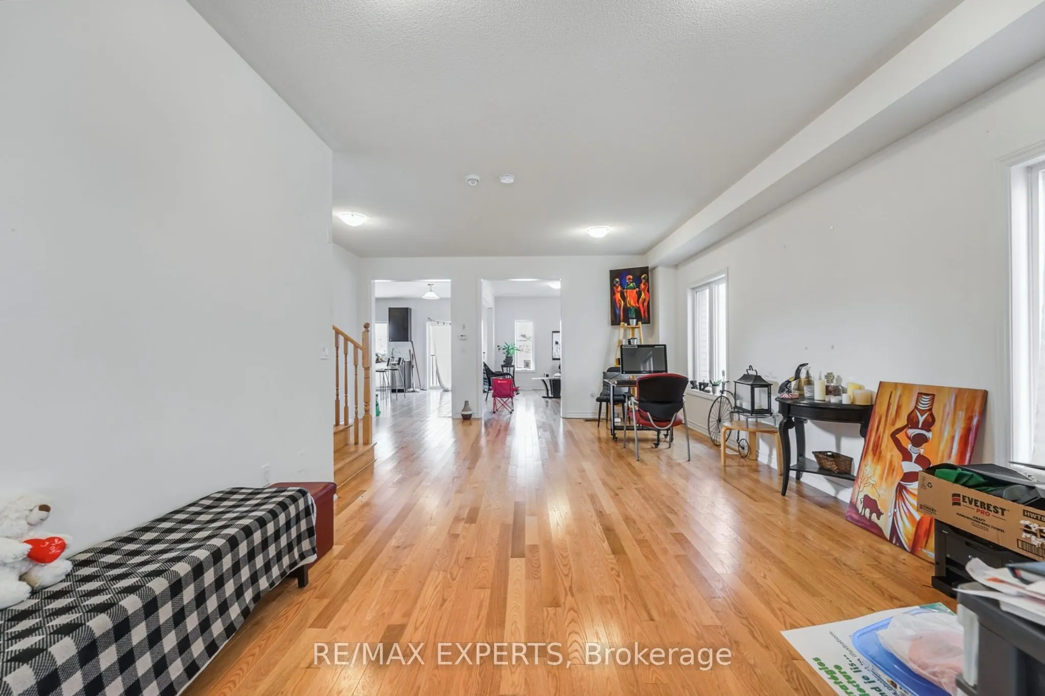 360 Russell Street
