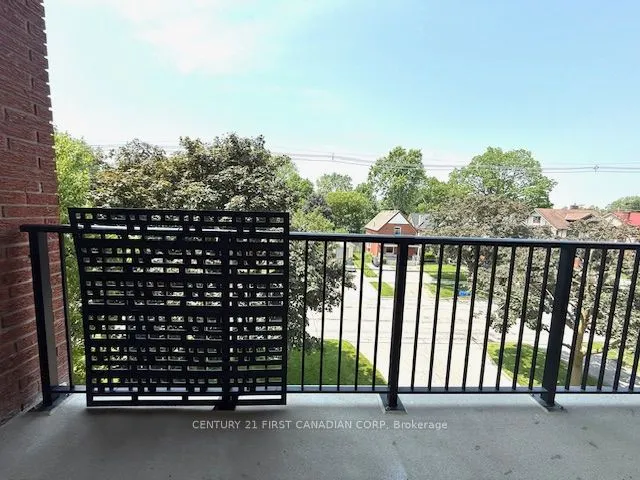 570 William Street #401