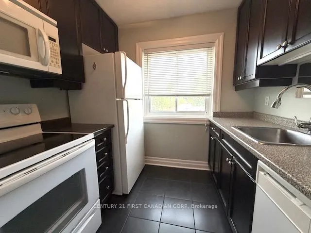 570 William Street #401