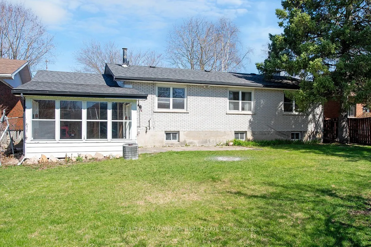10 Robert Road