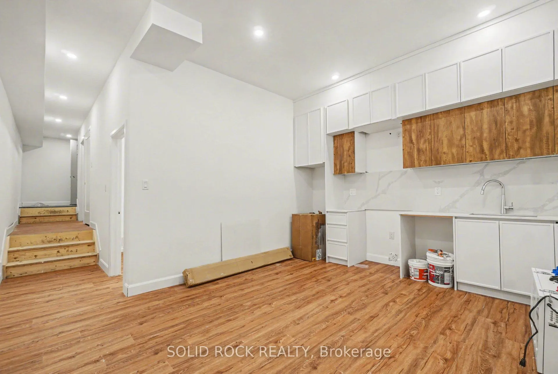 828 Alpine Avenue