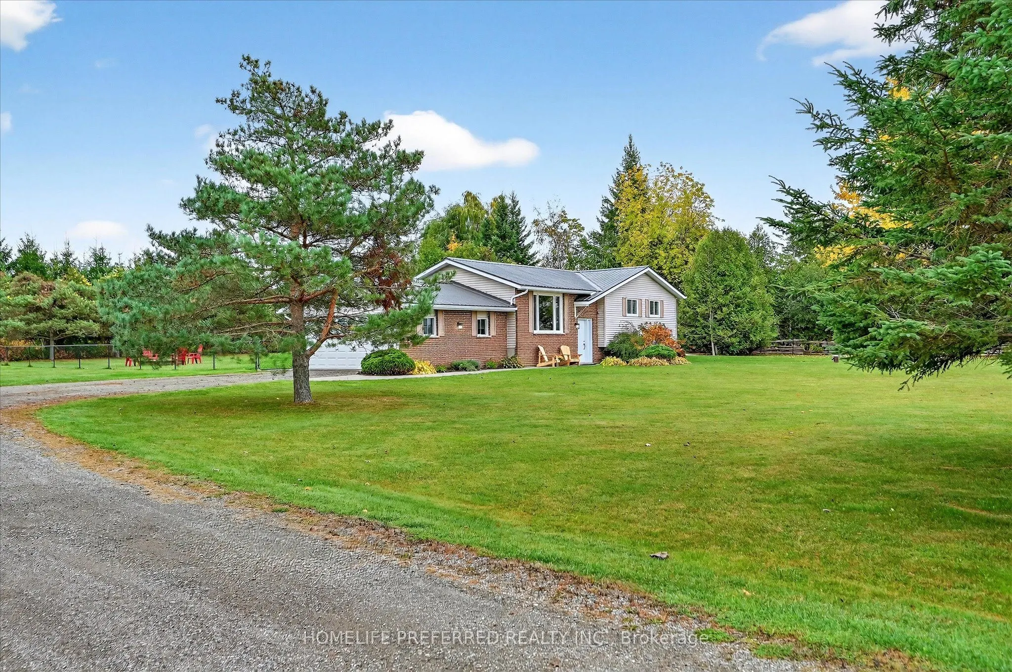 530 Centreline Road