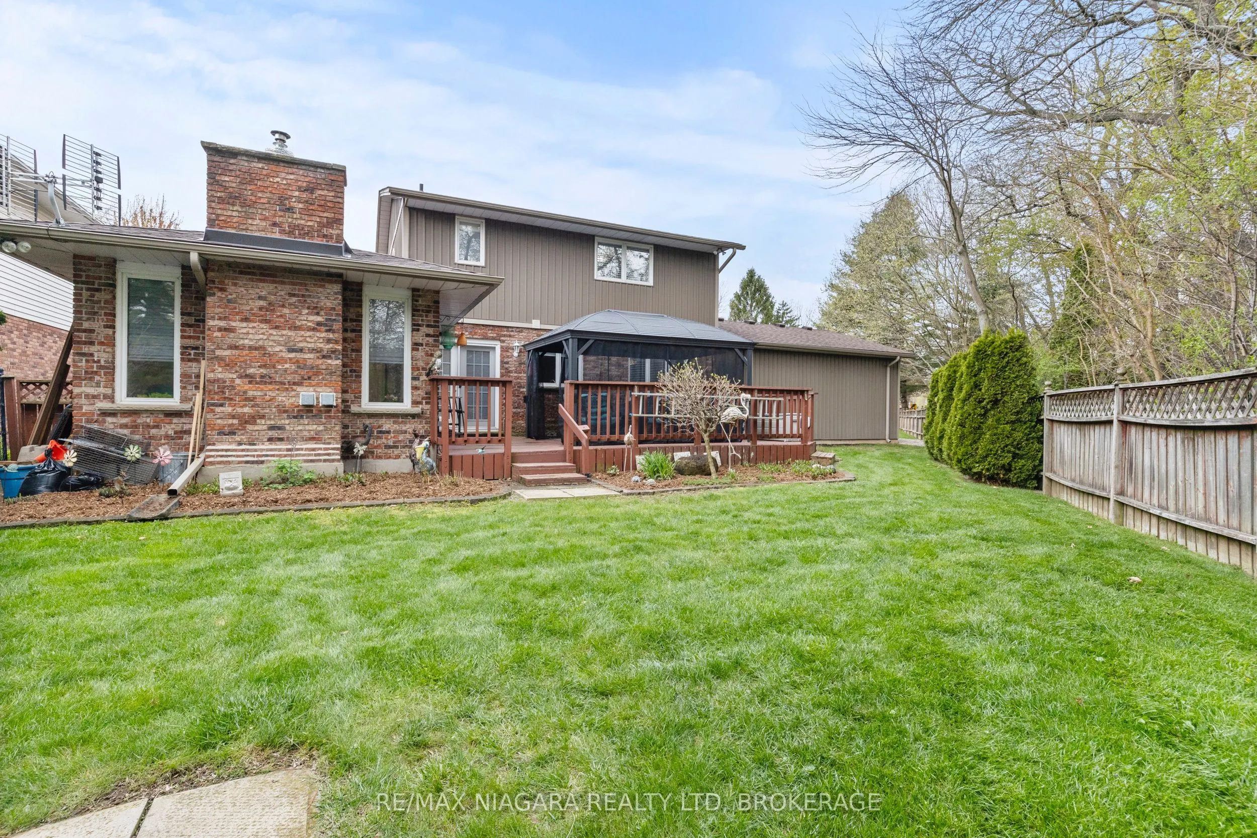 143 Welland Road