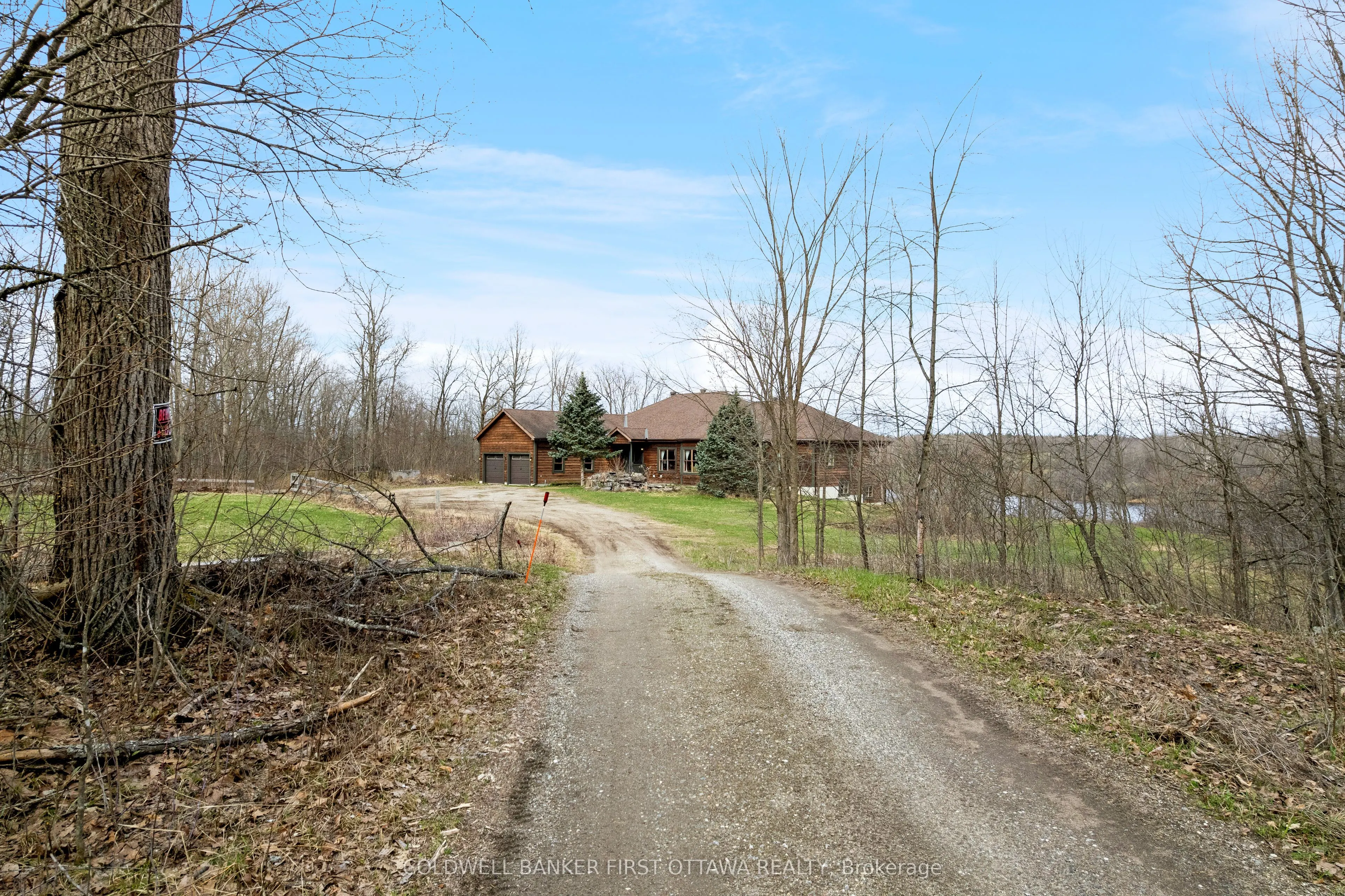 399 Grady Road E
