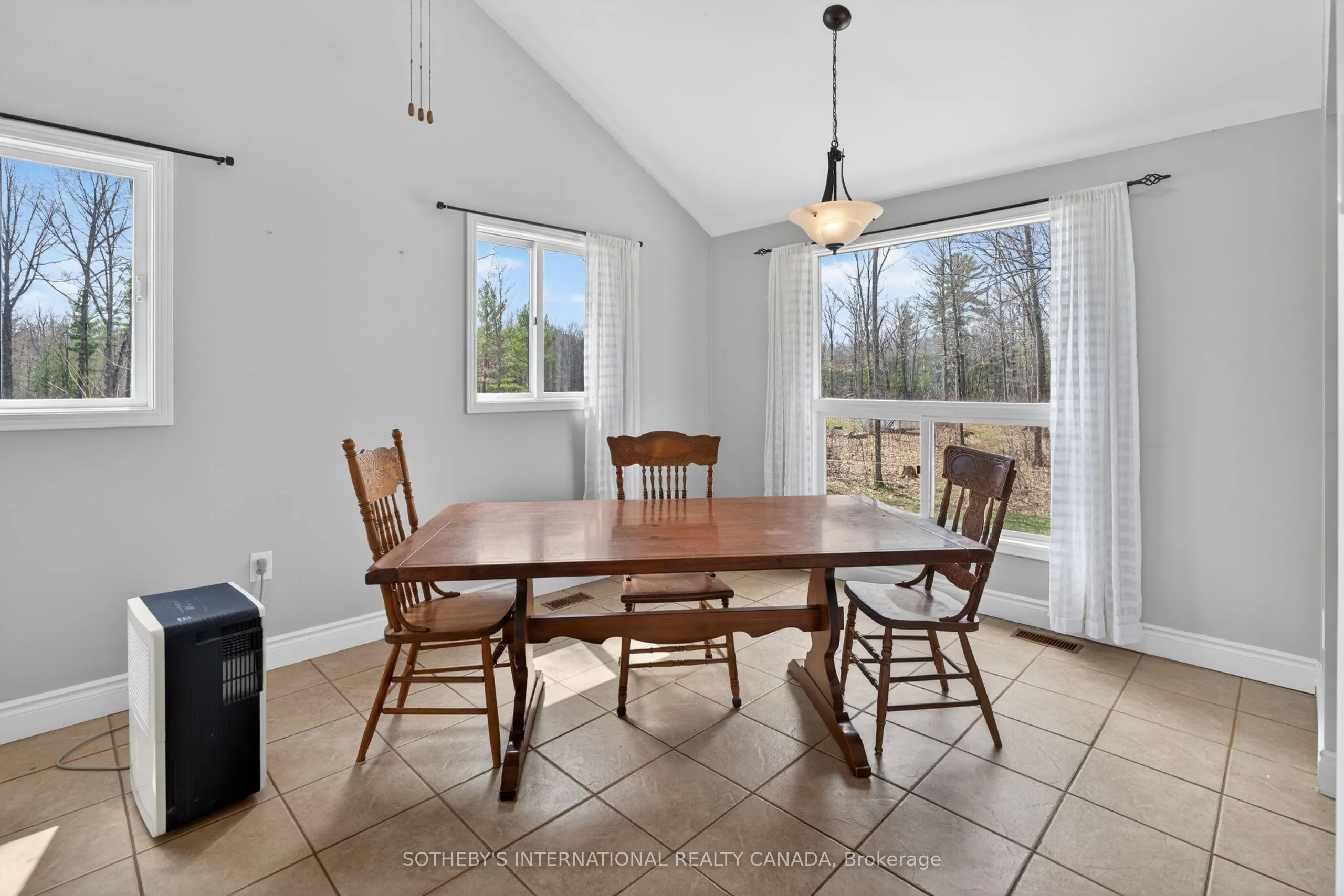 177 Rockhaven Crescent