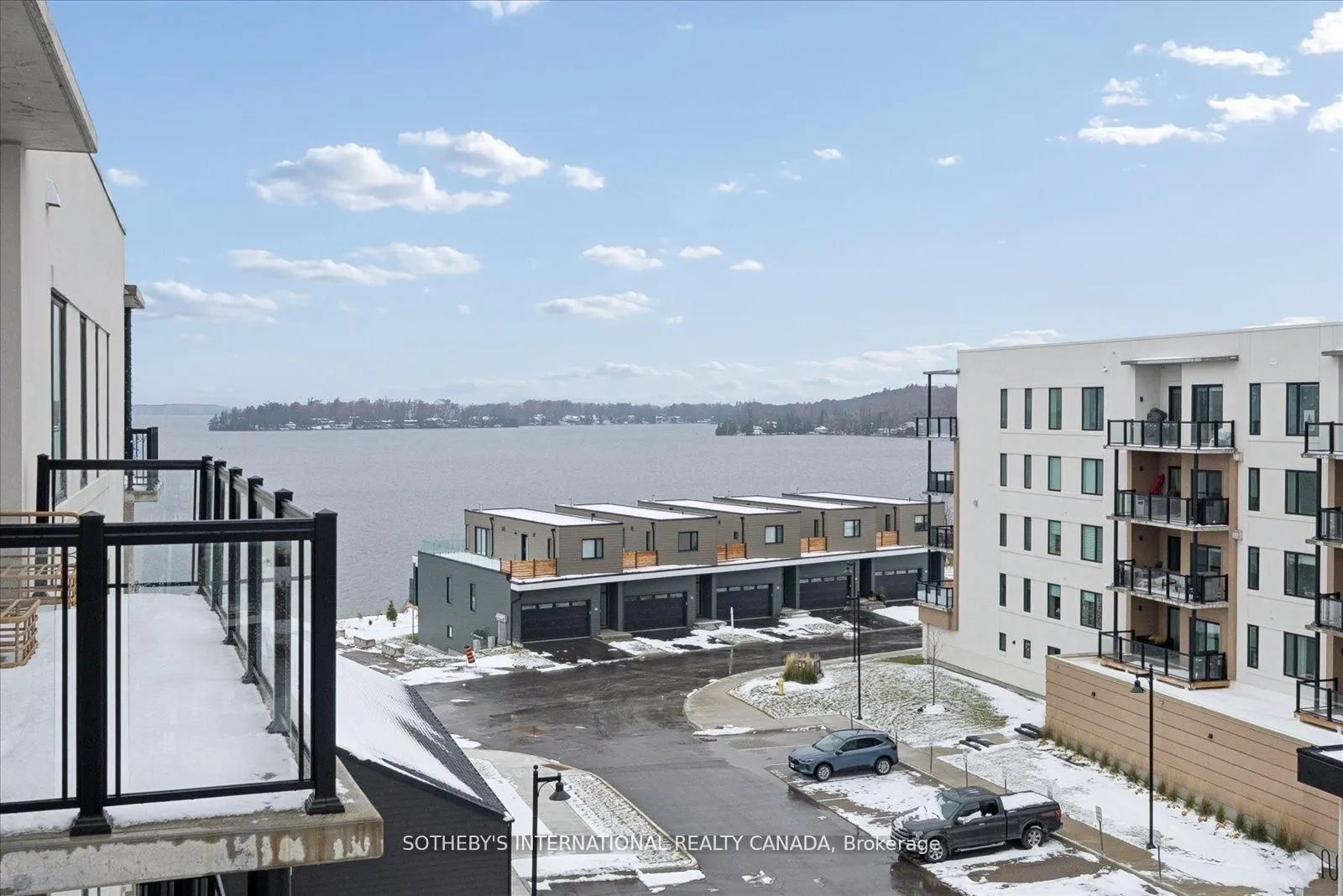 19A West Street N #Penthouse 1