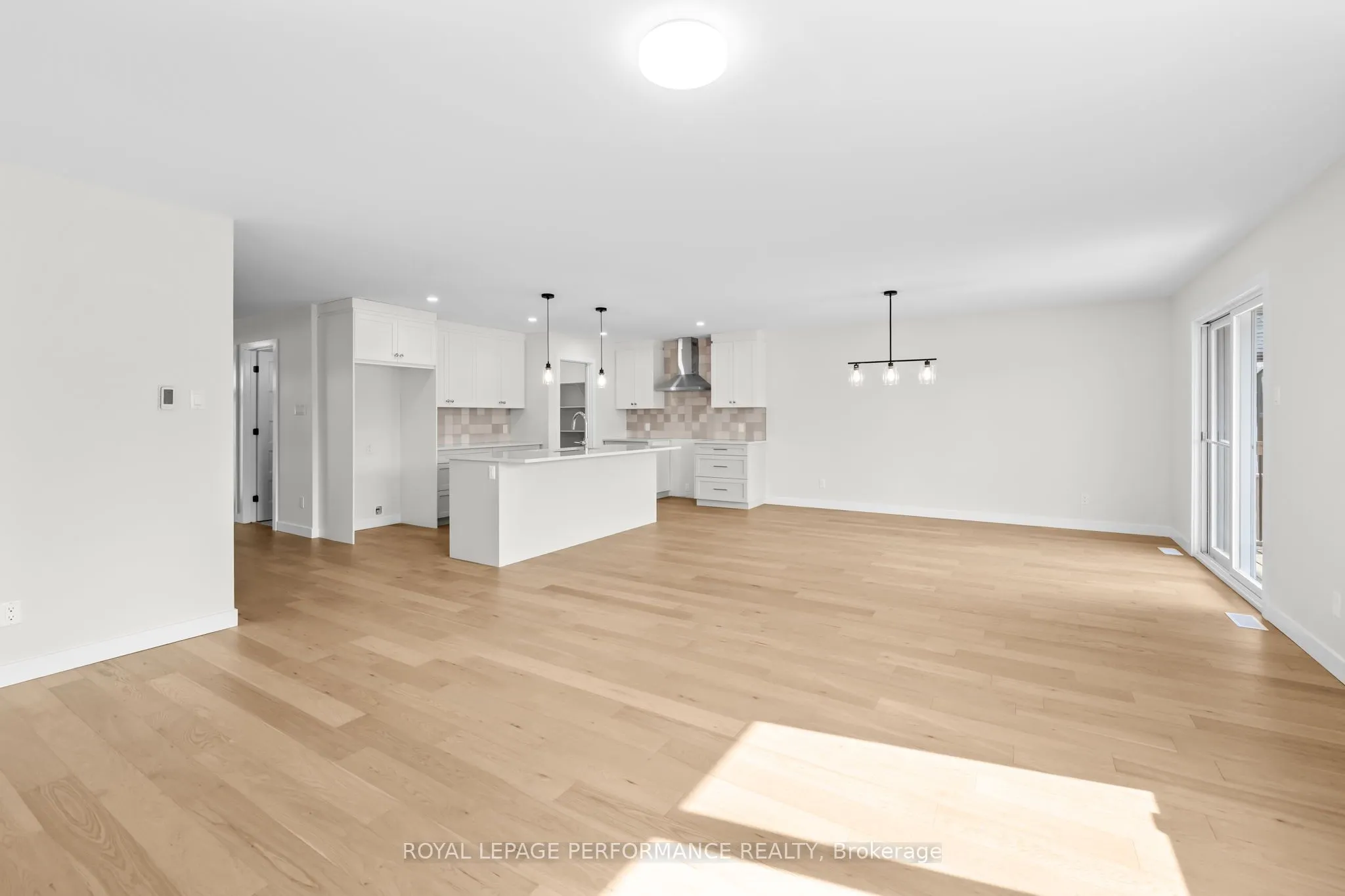 86 Mille Roches Road