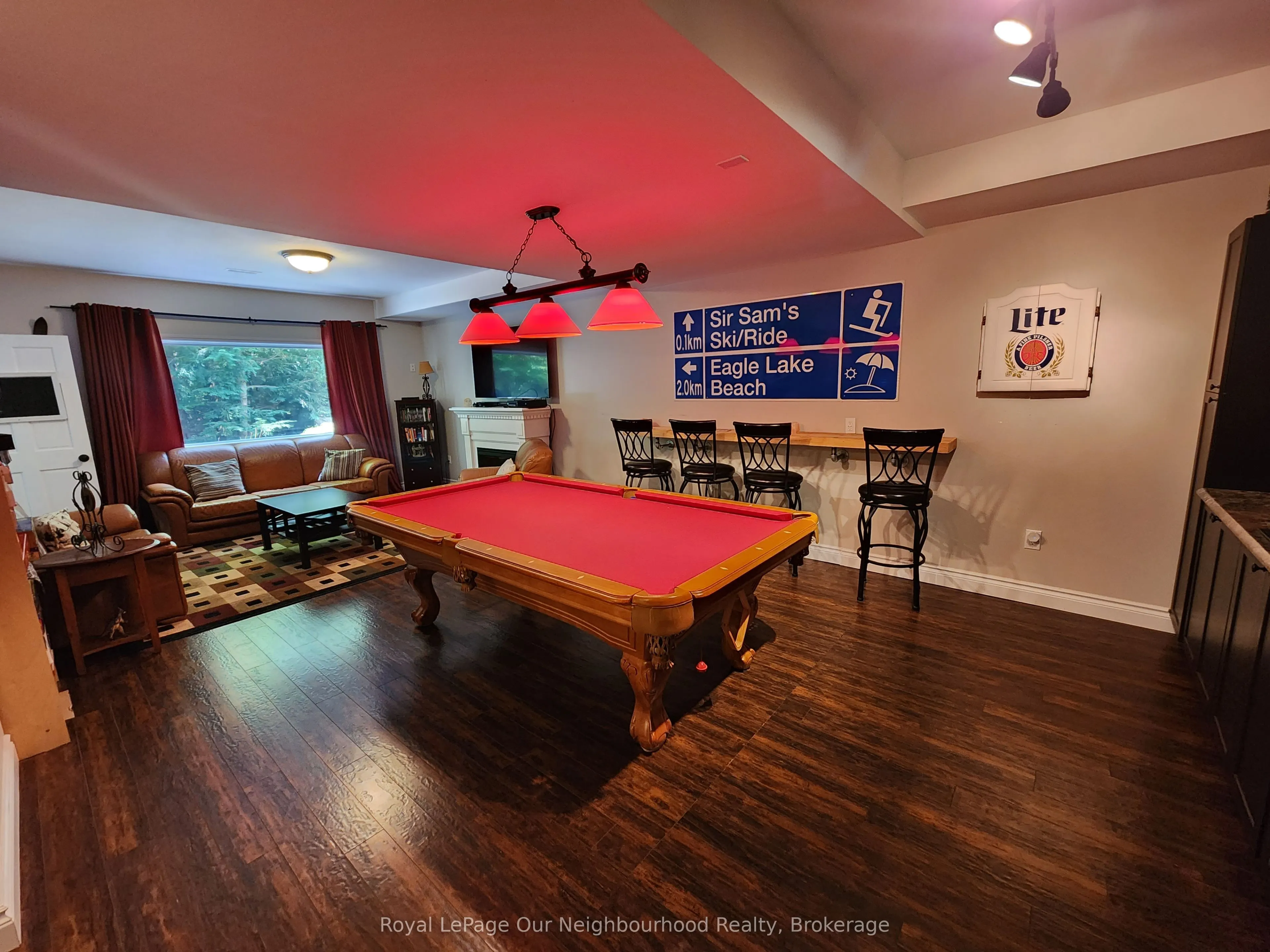 1042 Ski Ridge Trail