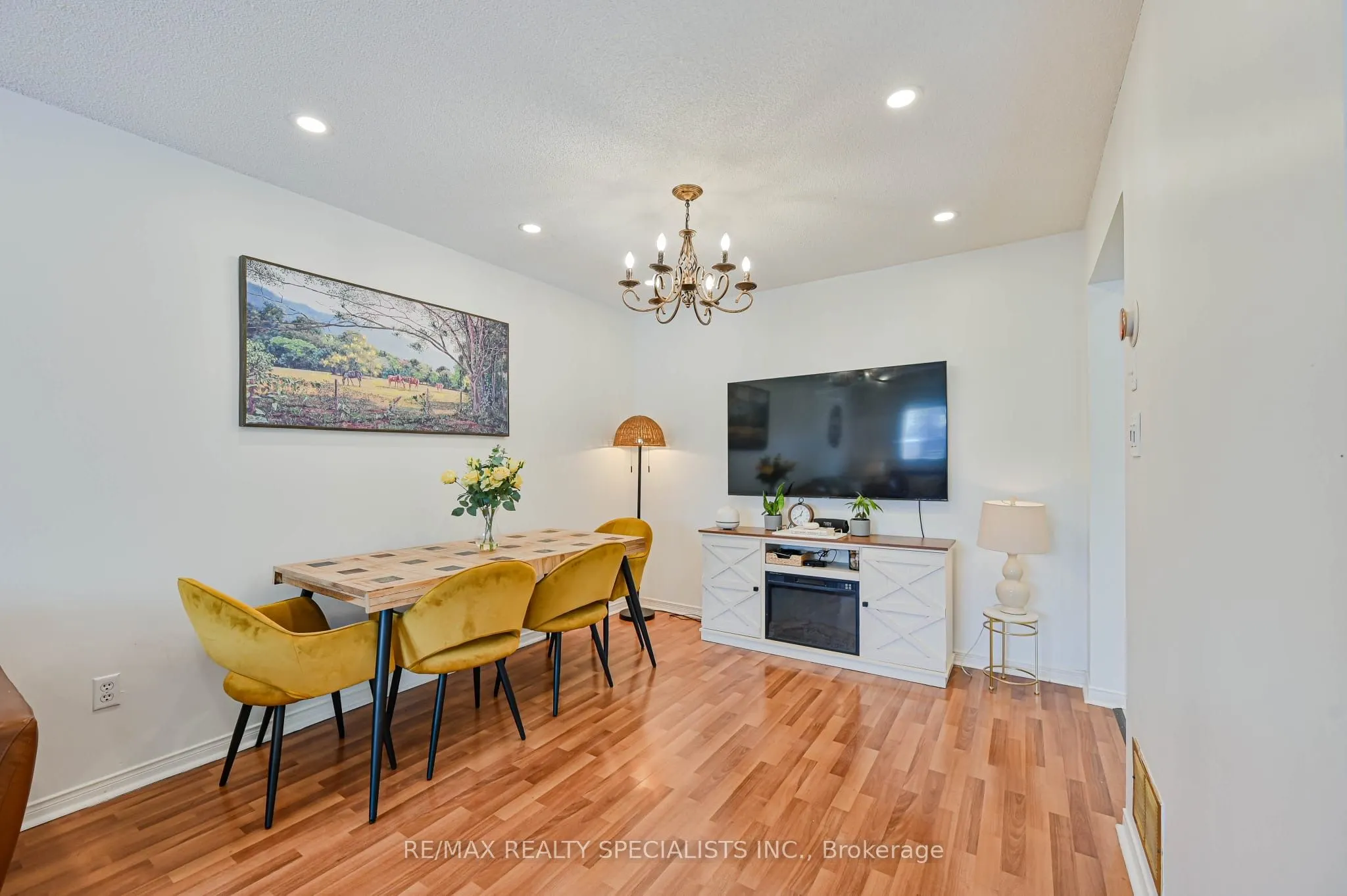 842 Upper Kenilworth Avenue