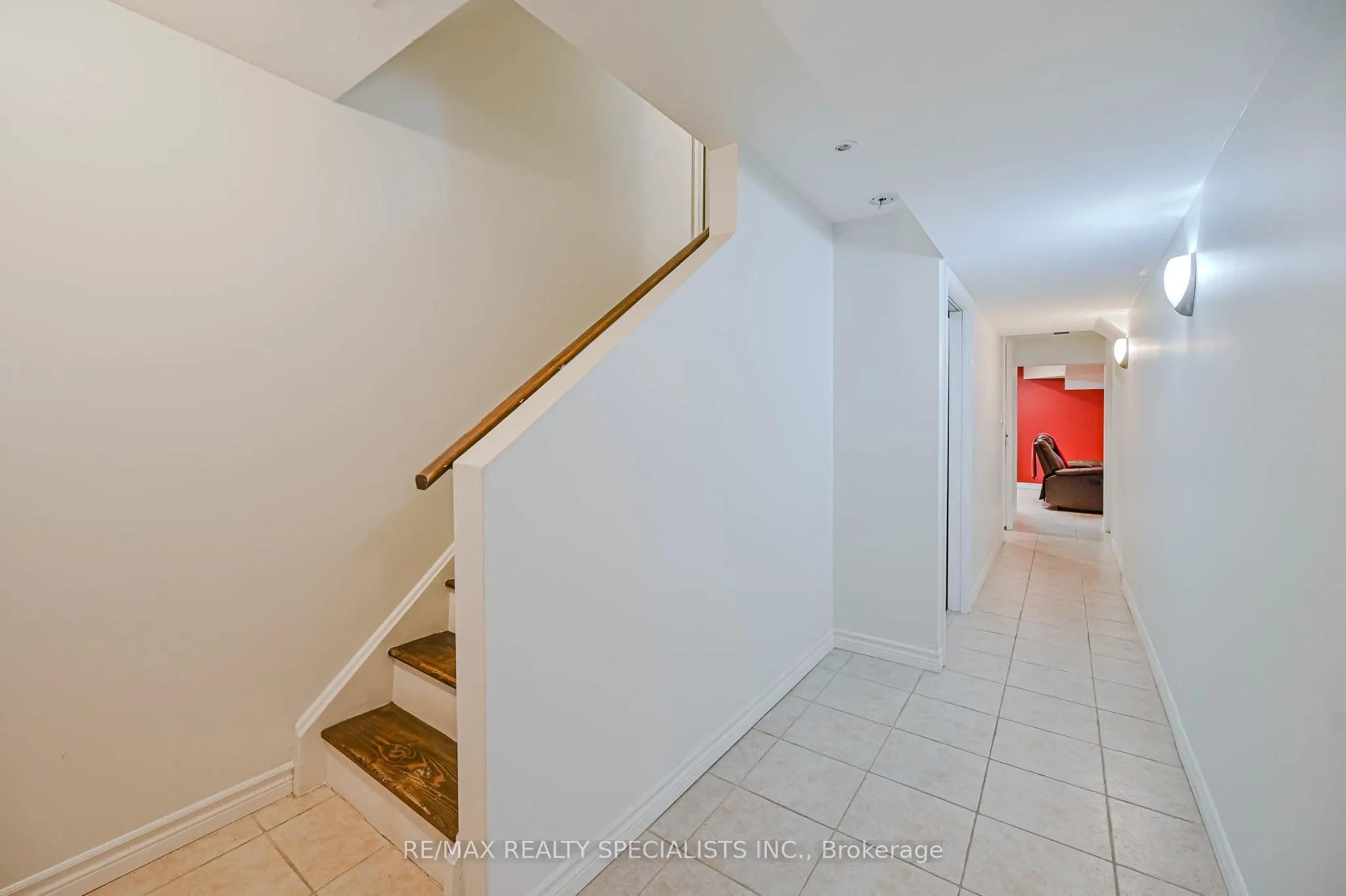 842 Upper Kenilworth Avenue