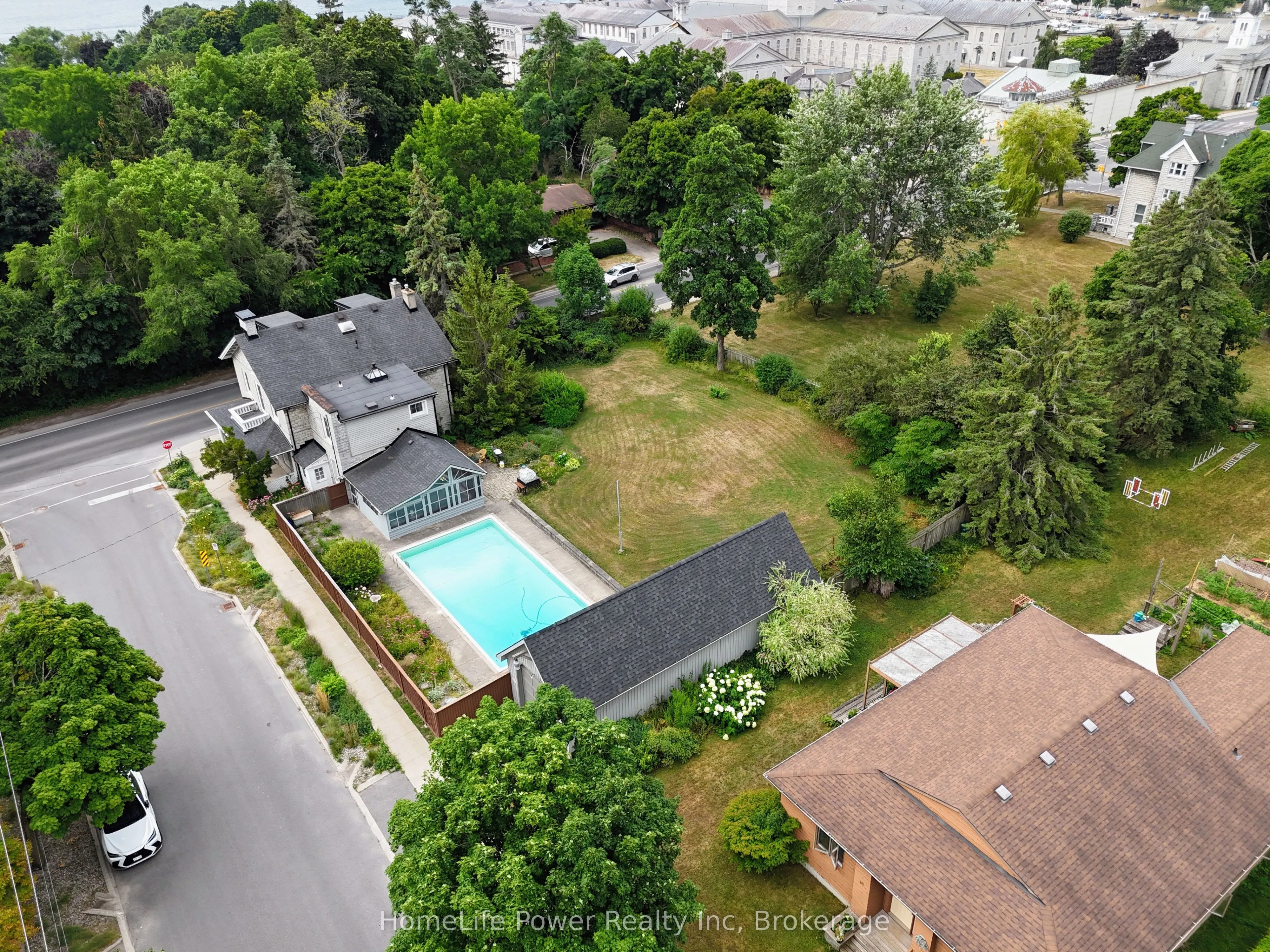 2 Alwington Avenue