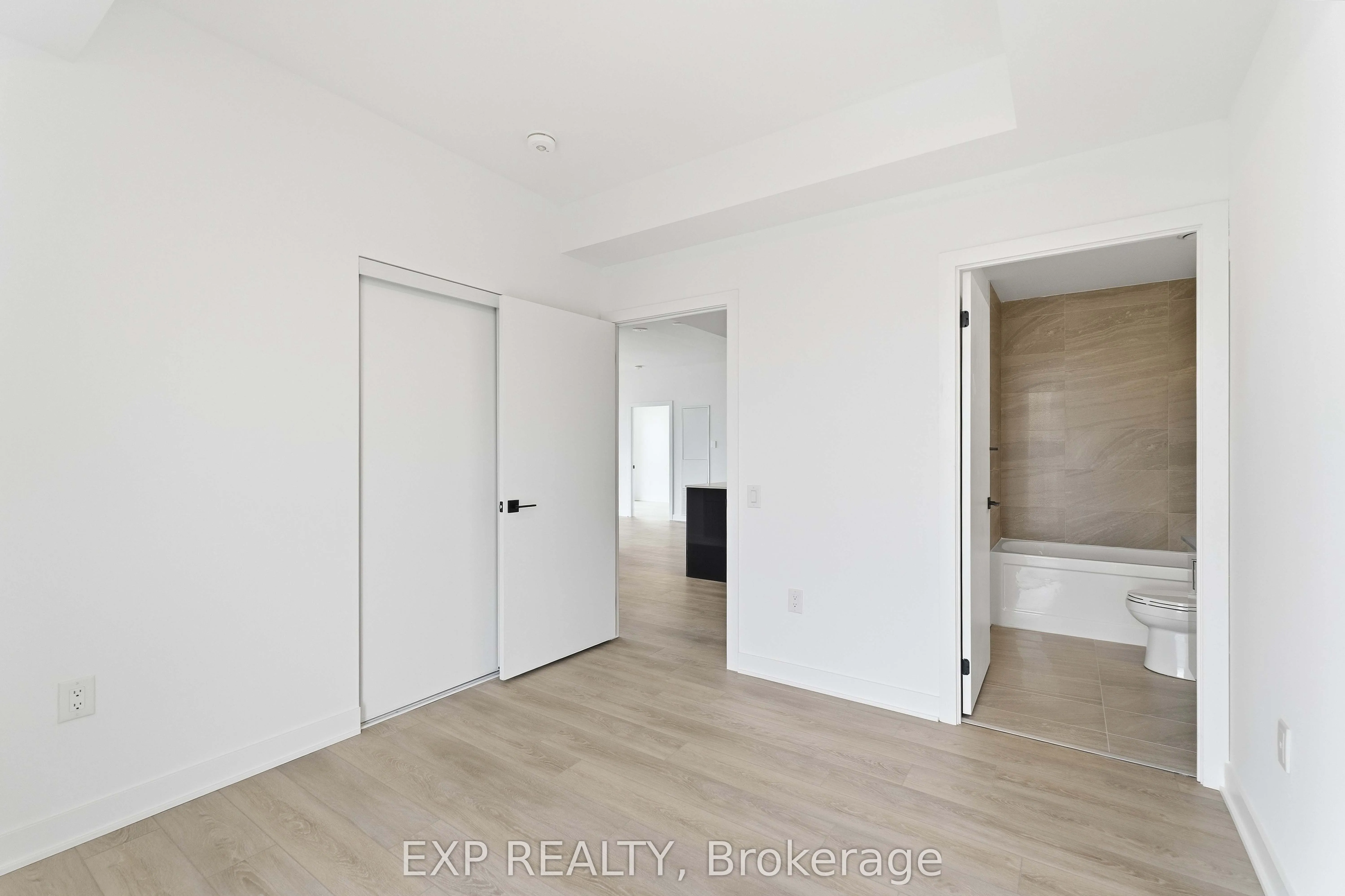 2782 Barton Street E #1017