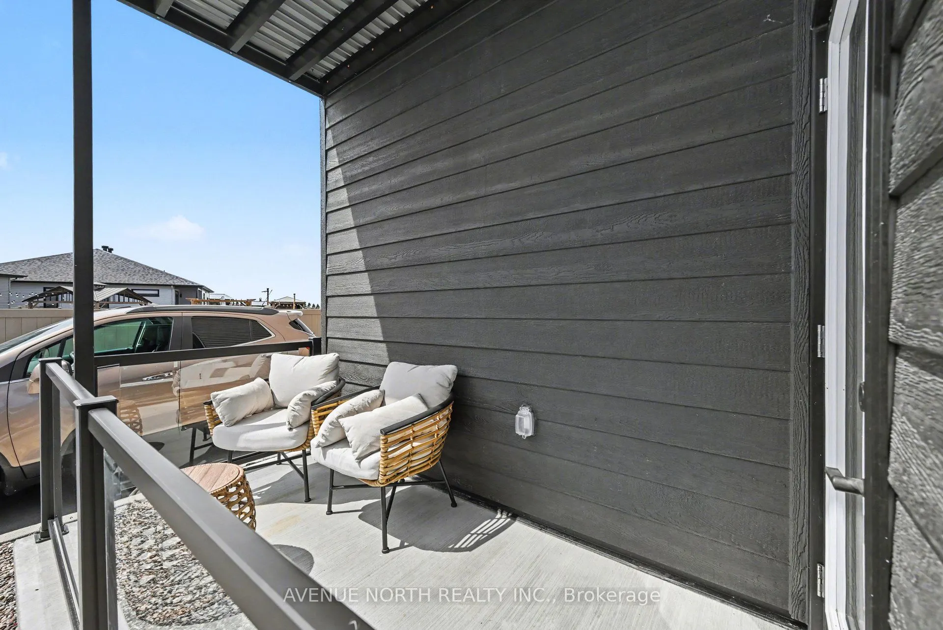 271 Belfort Street #102