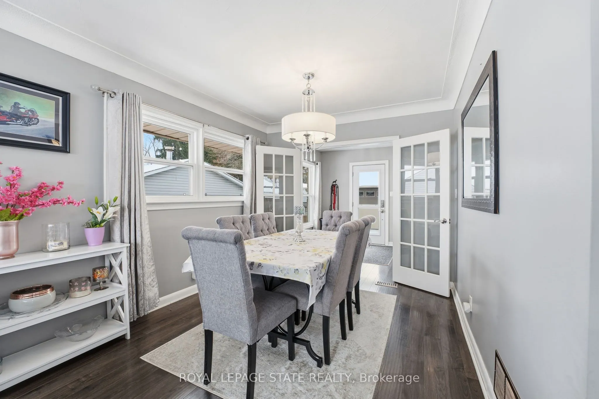 473 Mohawk Road W