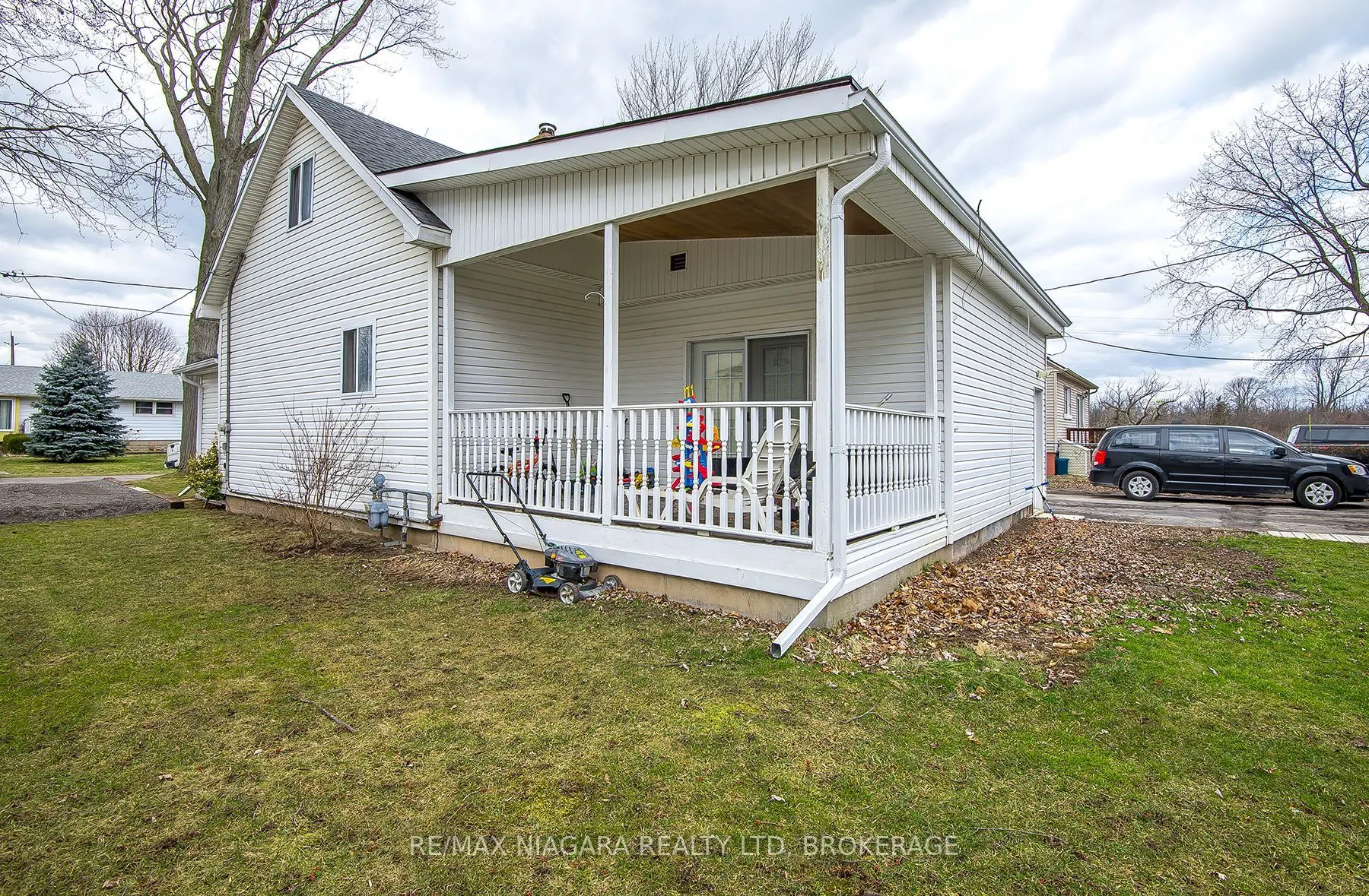 255 Mellanby Avenue