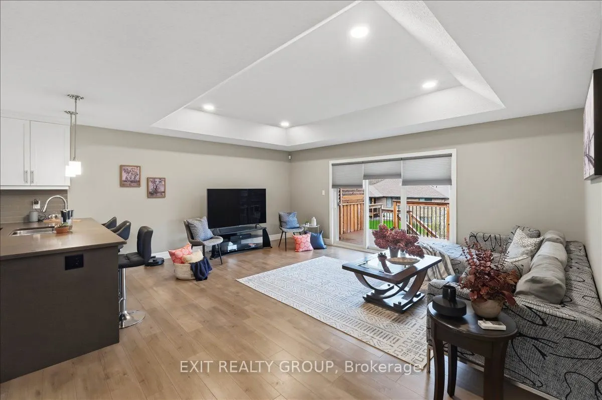 44 Liberty Crescent