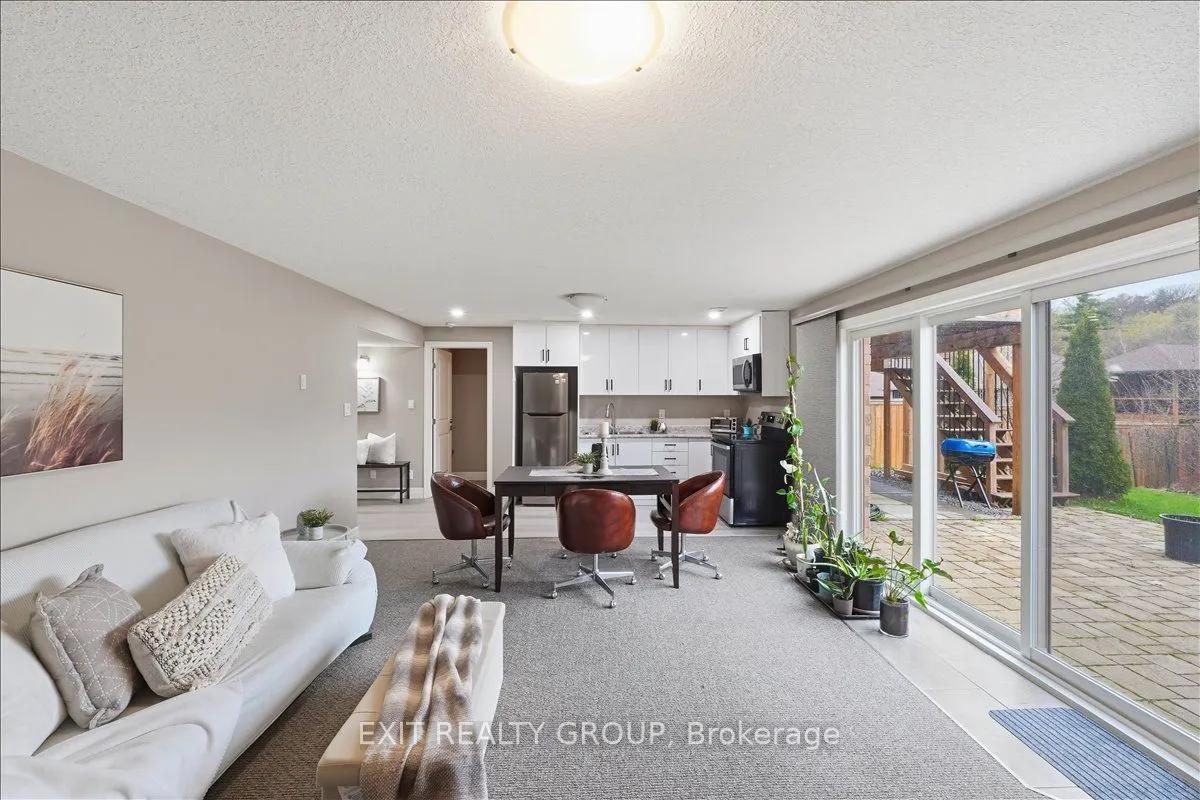 44 Liberty Crescent