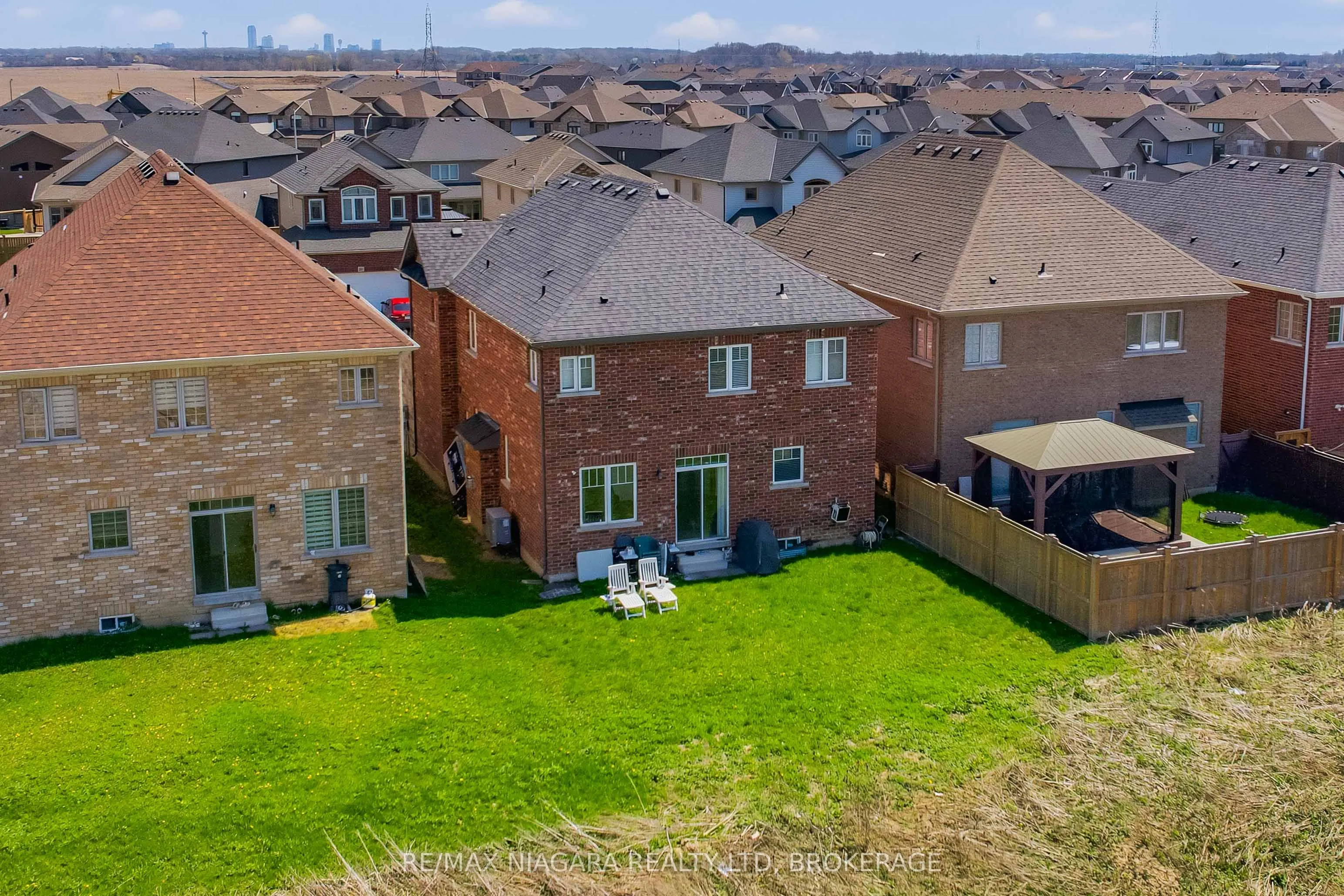 91 Homestead Way