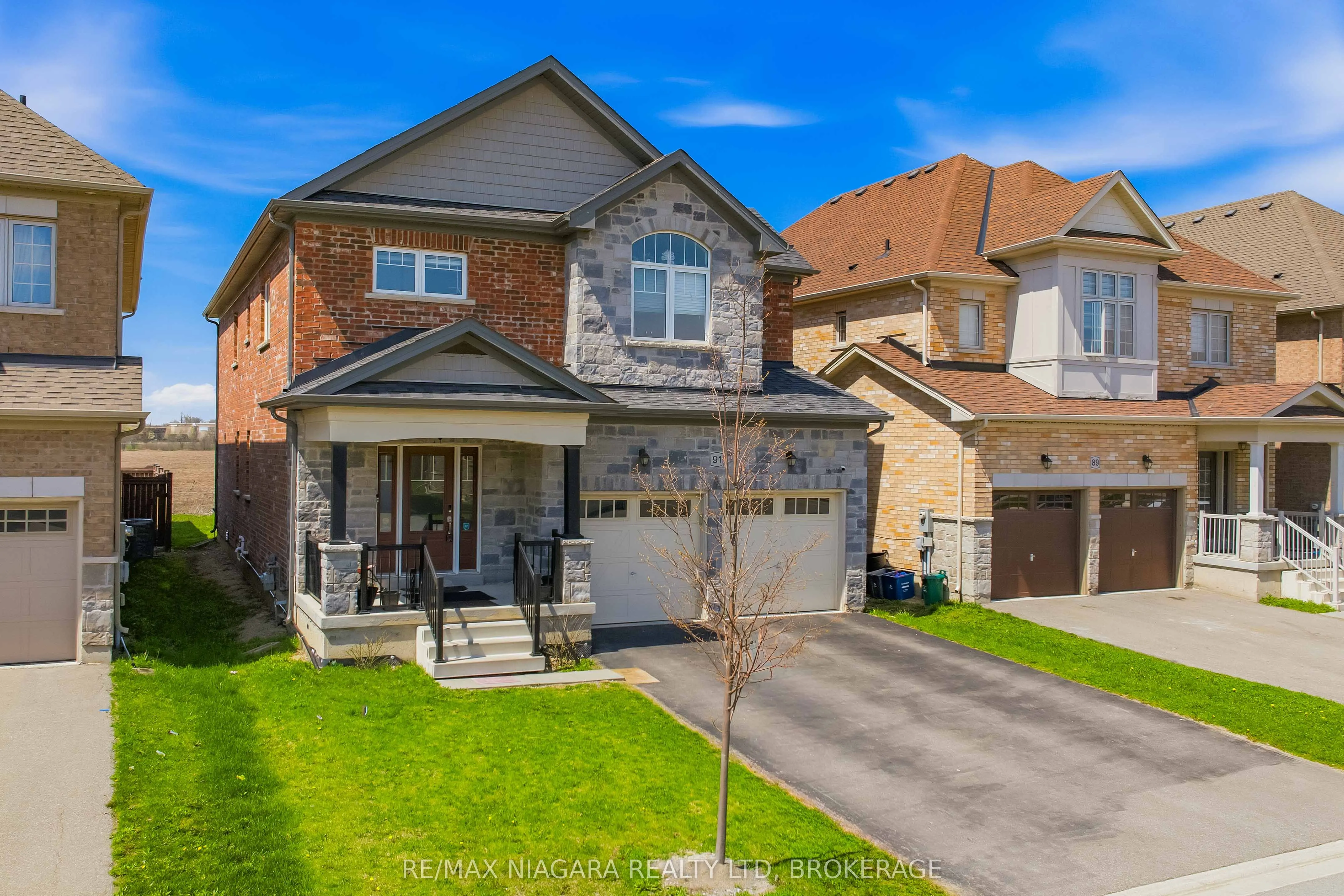 91 Homestead Way