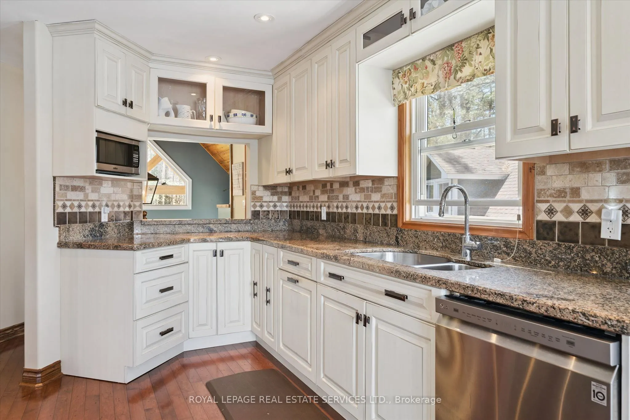1383 Moon River Road