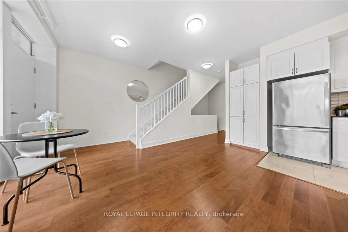 78 Holmwood Avenue #9