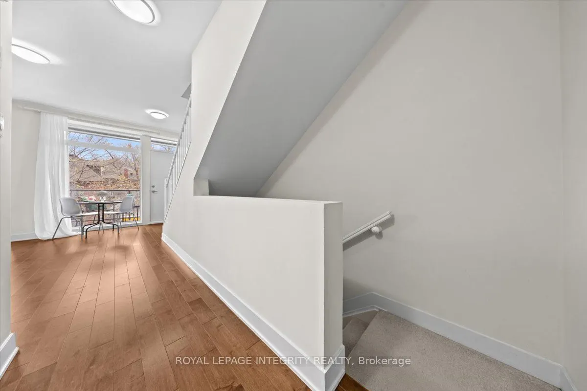 78 Holmwood Avenue #9