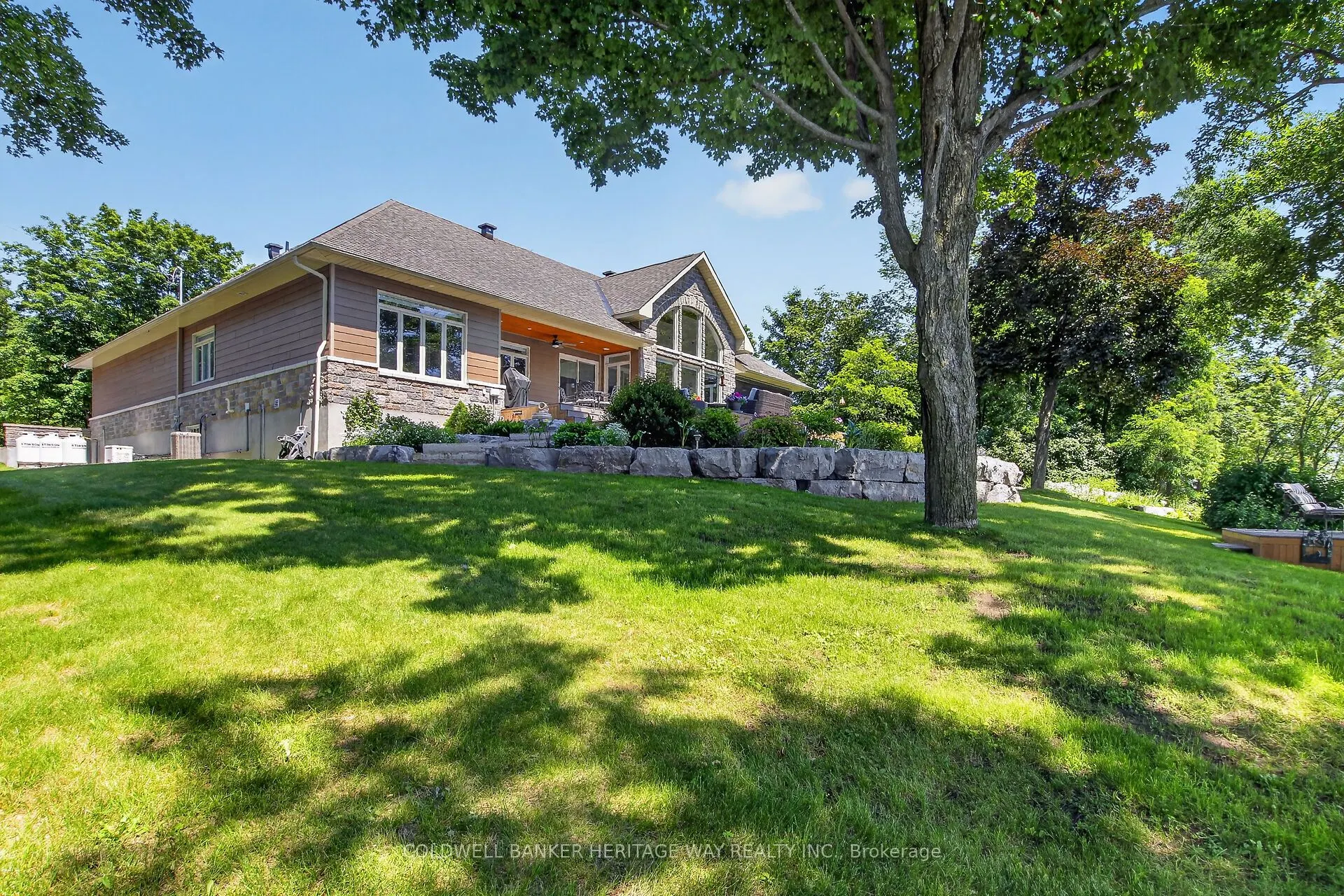 102 Heron Lane