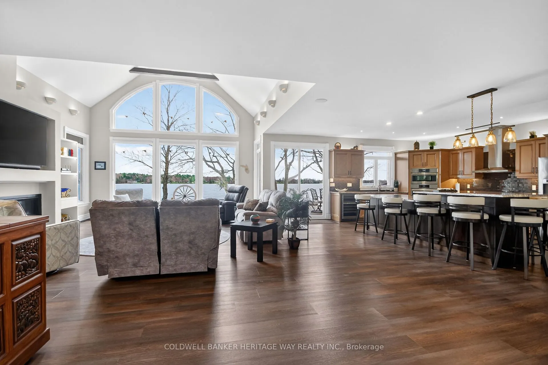102 Heron Lane