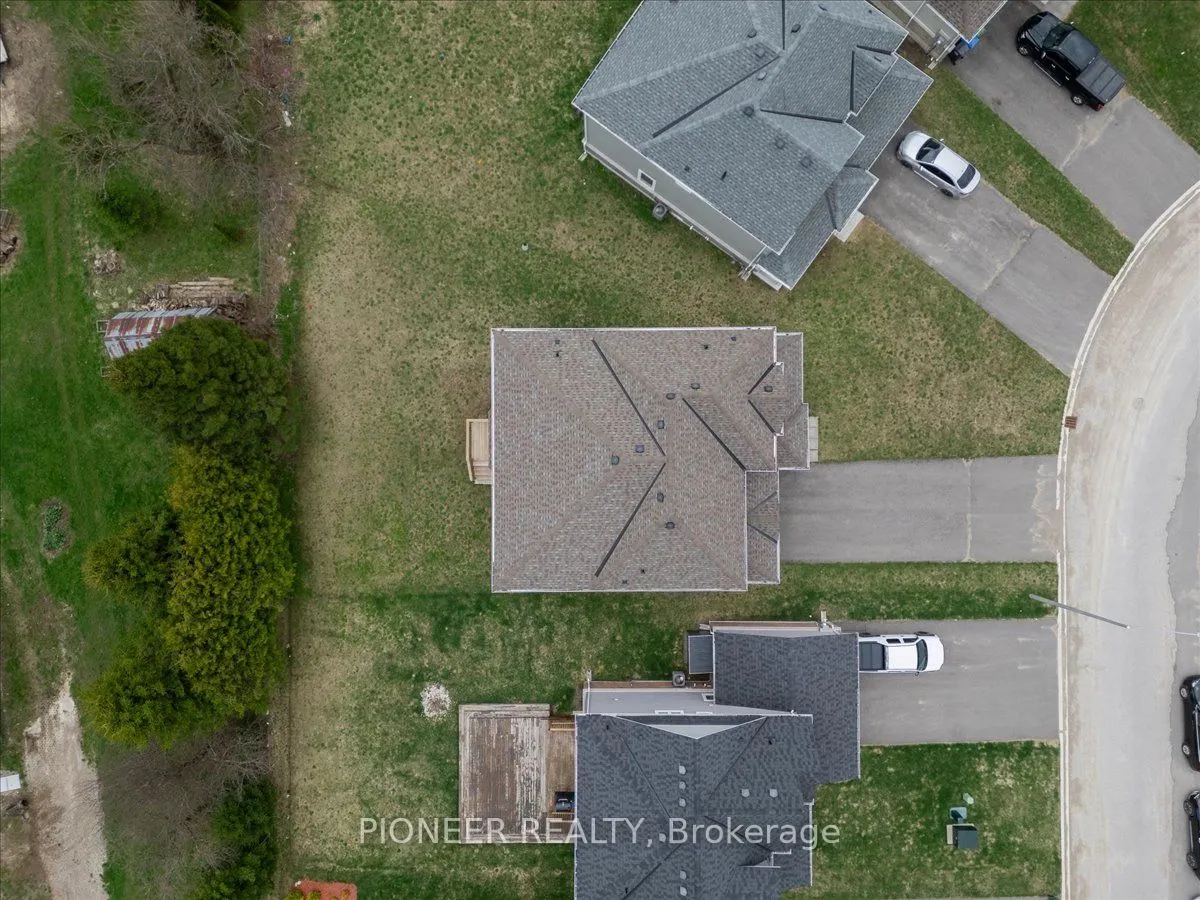5 Todd Crescent