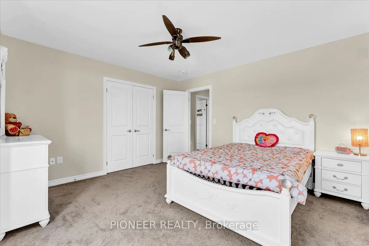 5 Todd Crescent