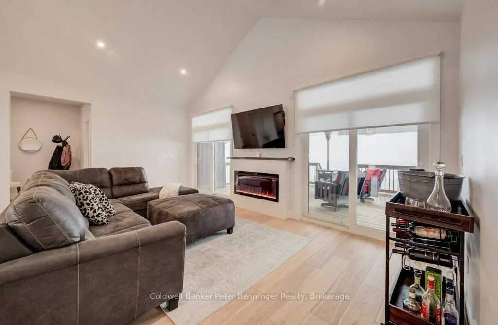 8 Mel Street