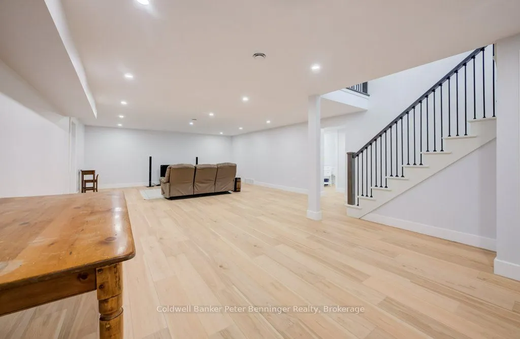 8 Mel Street