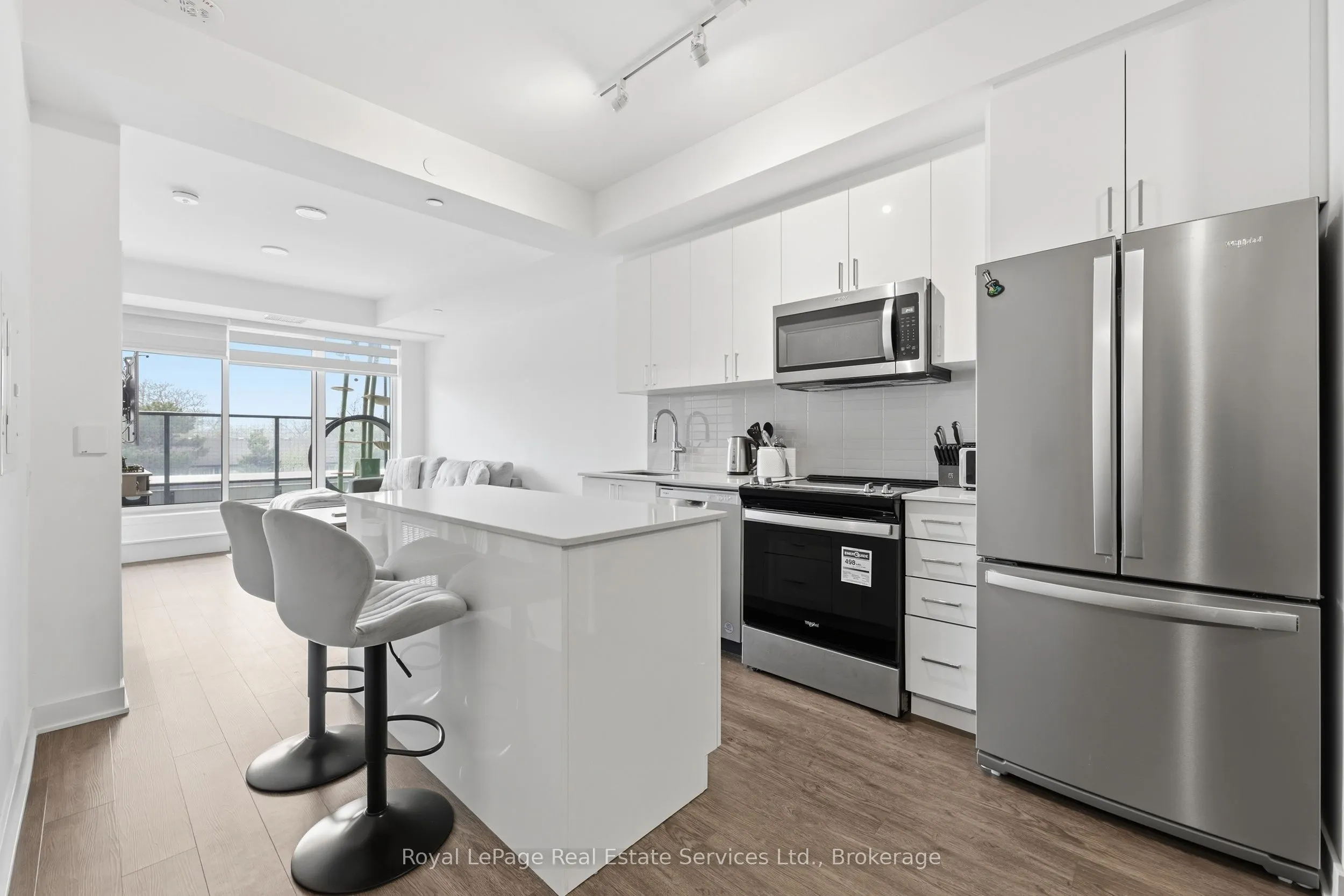 2782 Barton Street E #202